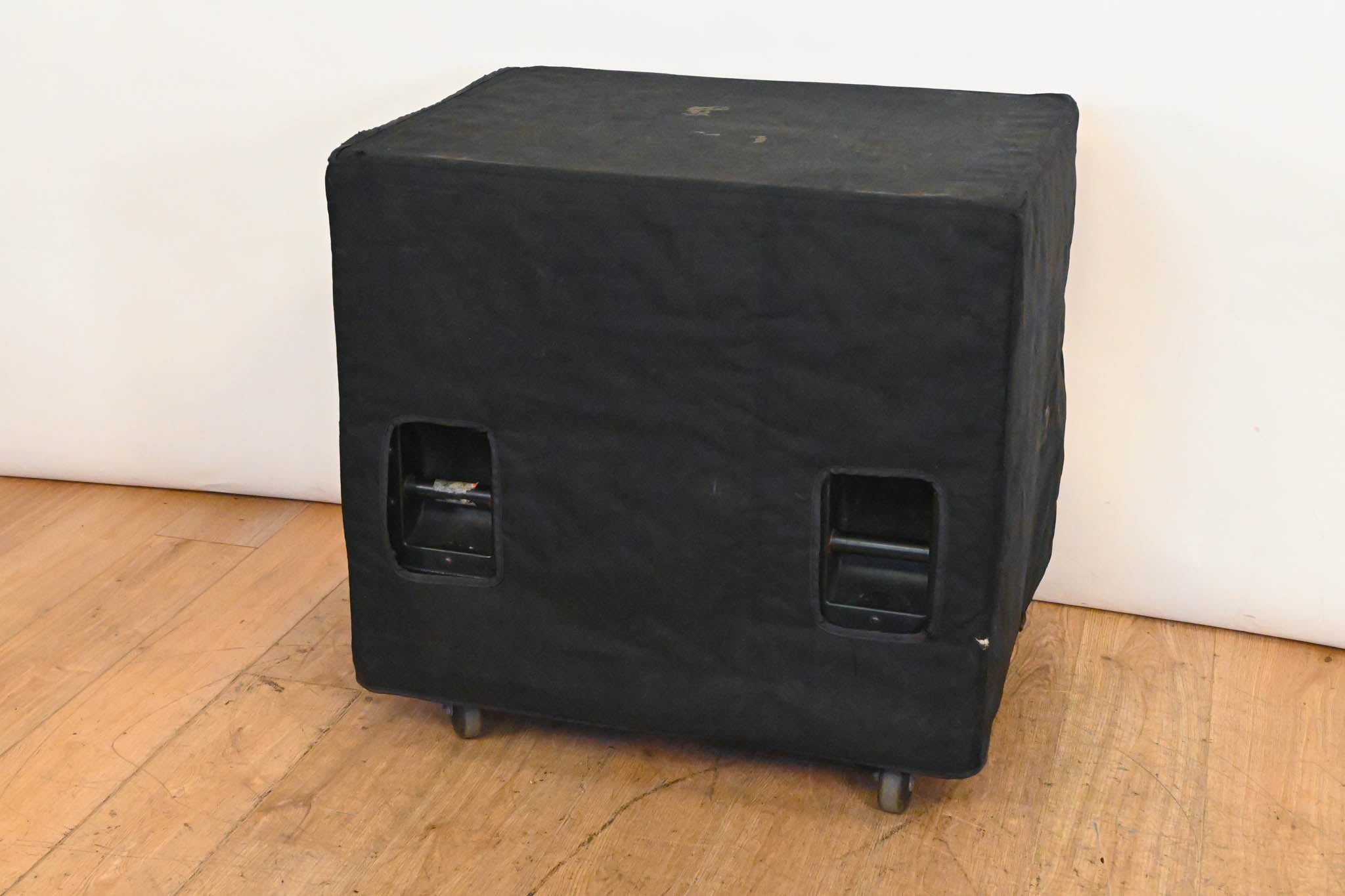 d&b audiotechnik C7-SUB Passive Subwoofer