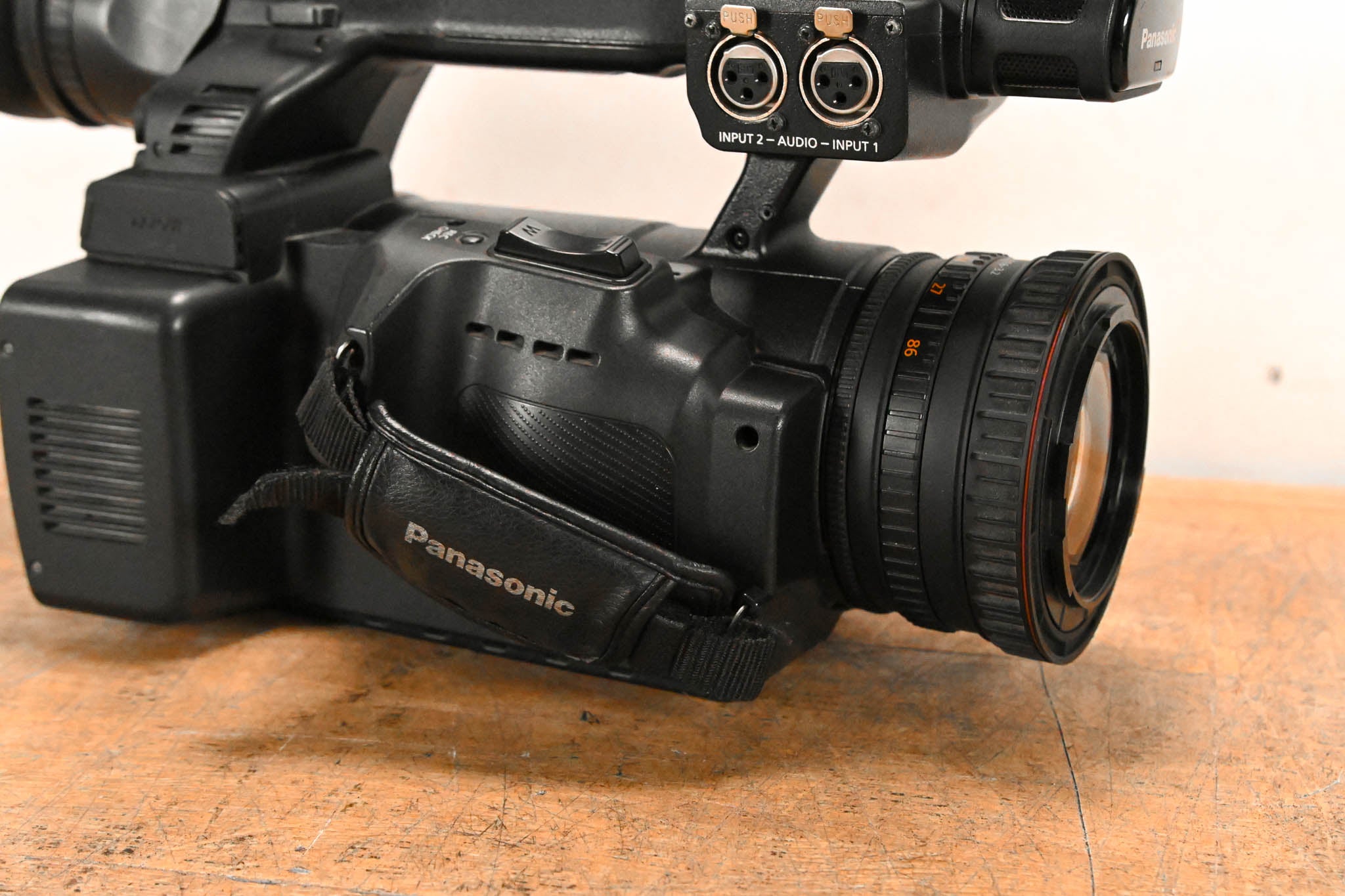Panasonic AG-HPX255P P2 HD Handheld Camcorder