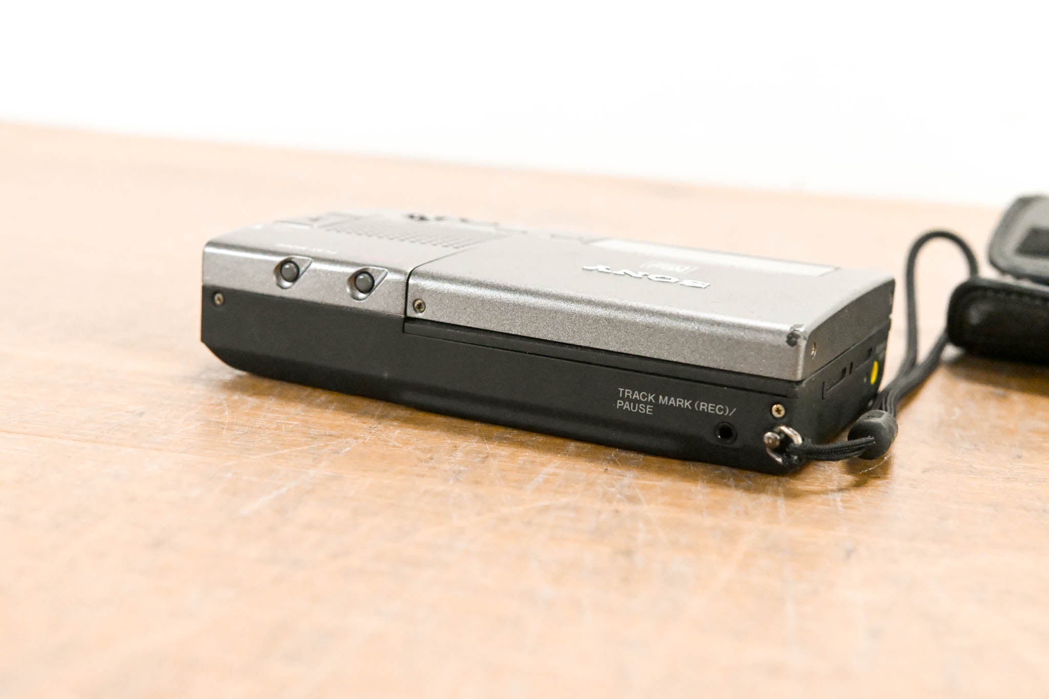 Sony MZ-B3 Portable MiniDisc Recorder (NO POWER SUPPLY)