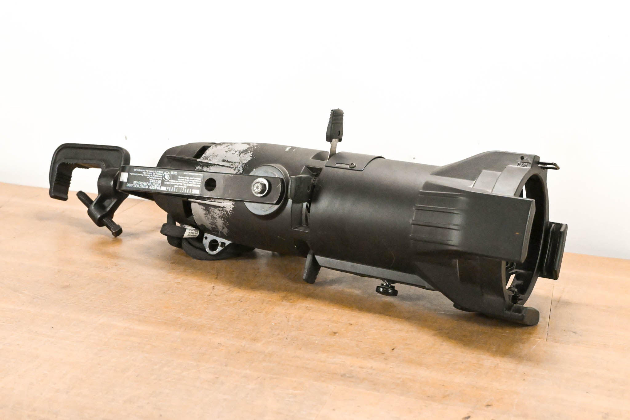 ETC Source Four Jr 25-50 Degree Zoom 575 Ellipsoidal Light
