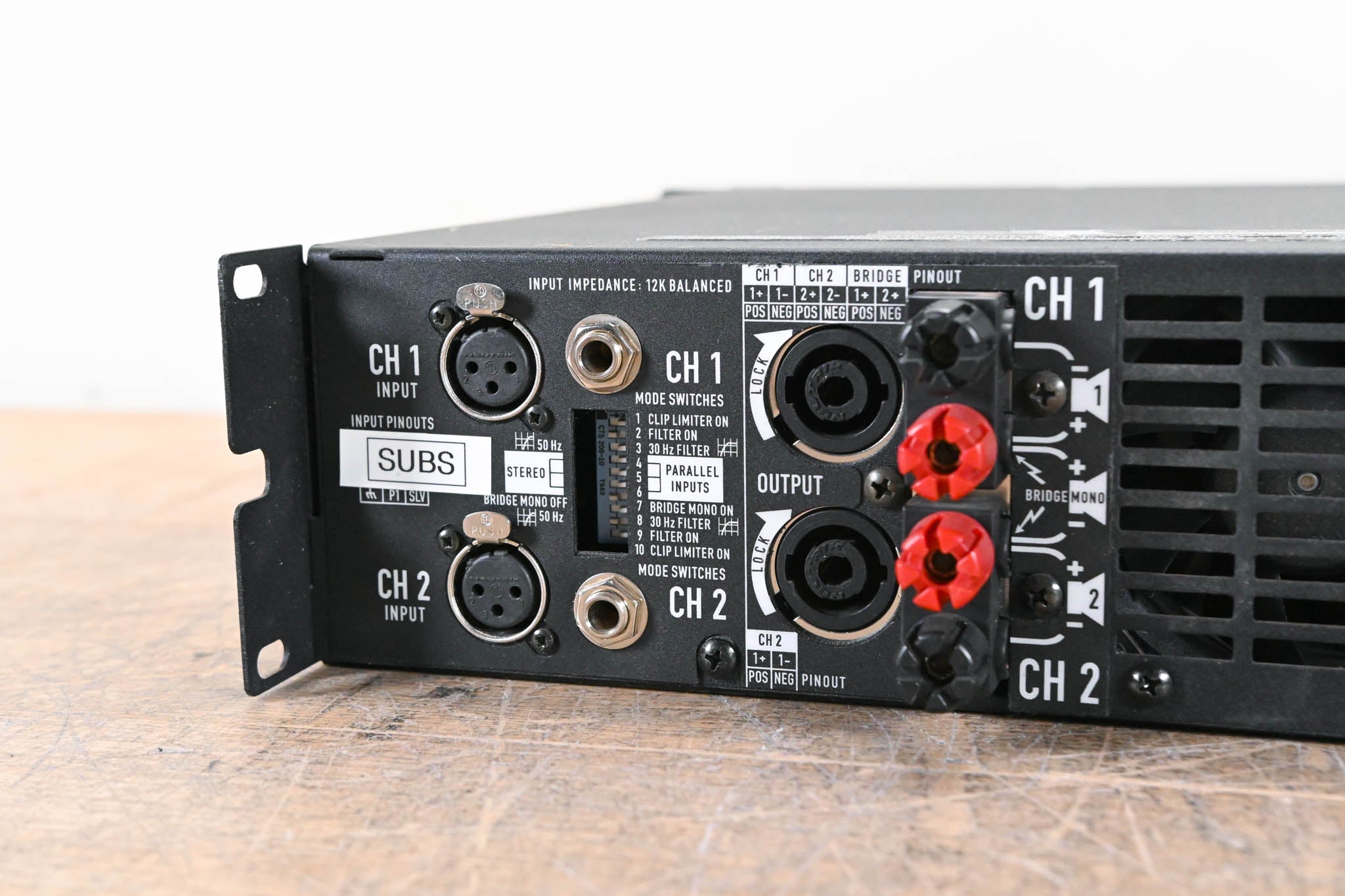 QSC PLX3002 2-Channel Power Amplifier