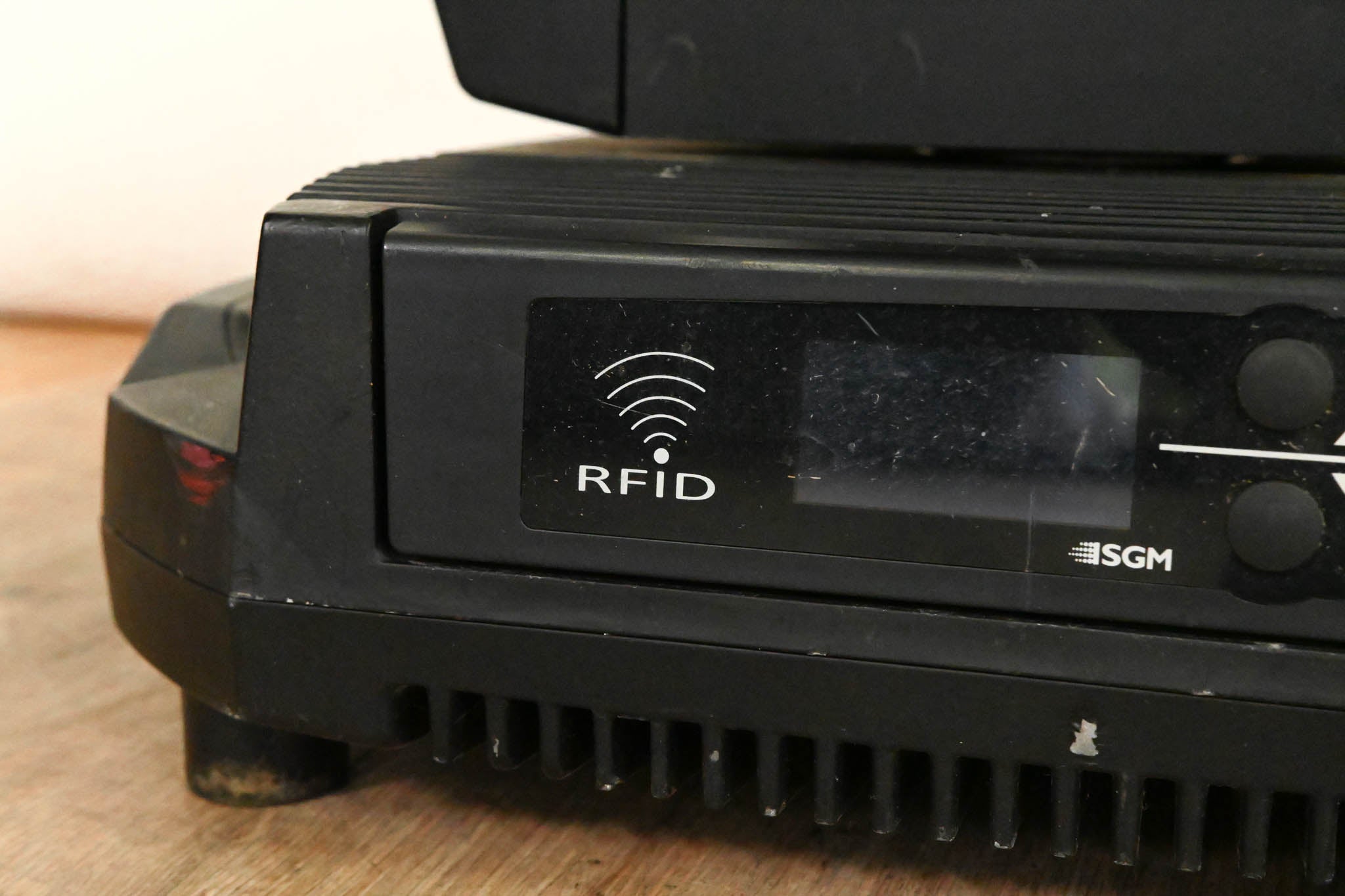 SGM G-Spot LED Moving Head (NO POWER CABLE)