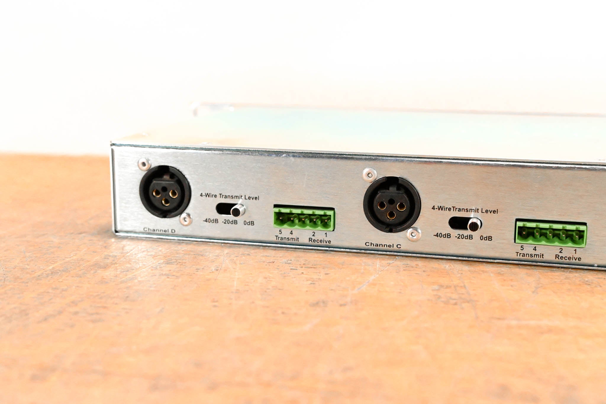 Clear-Com IF4W4 Encore 4-Channel 4-Wire to Partyline Interface