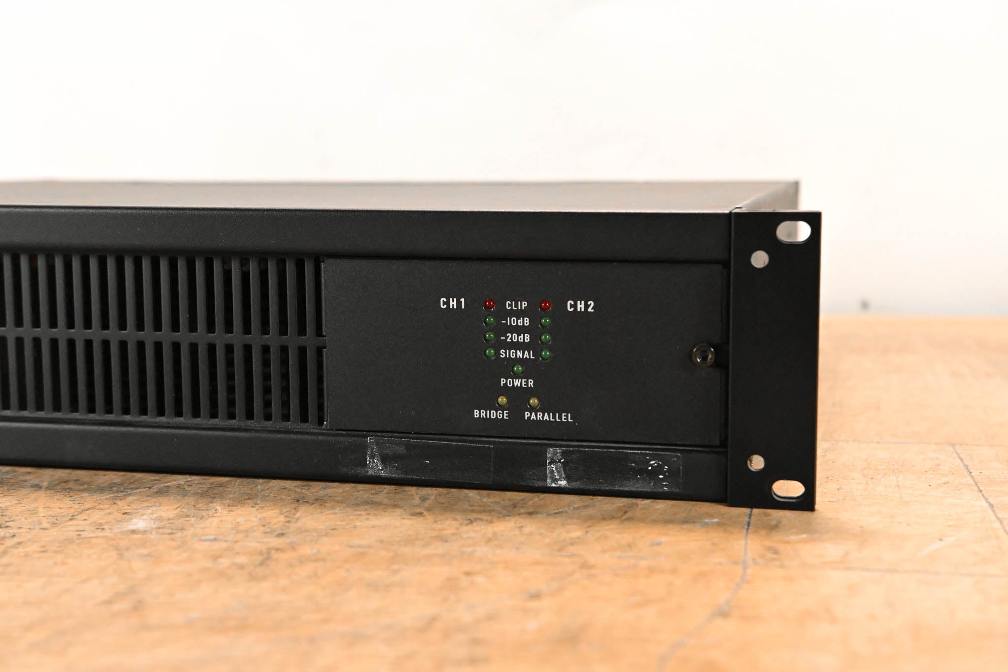 QSC CX702 2-Channel 700W Power Amplifier