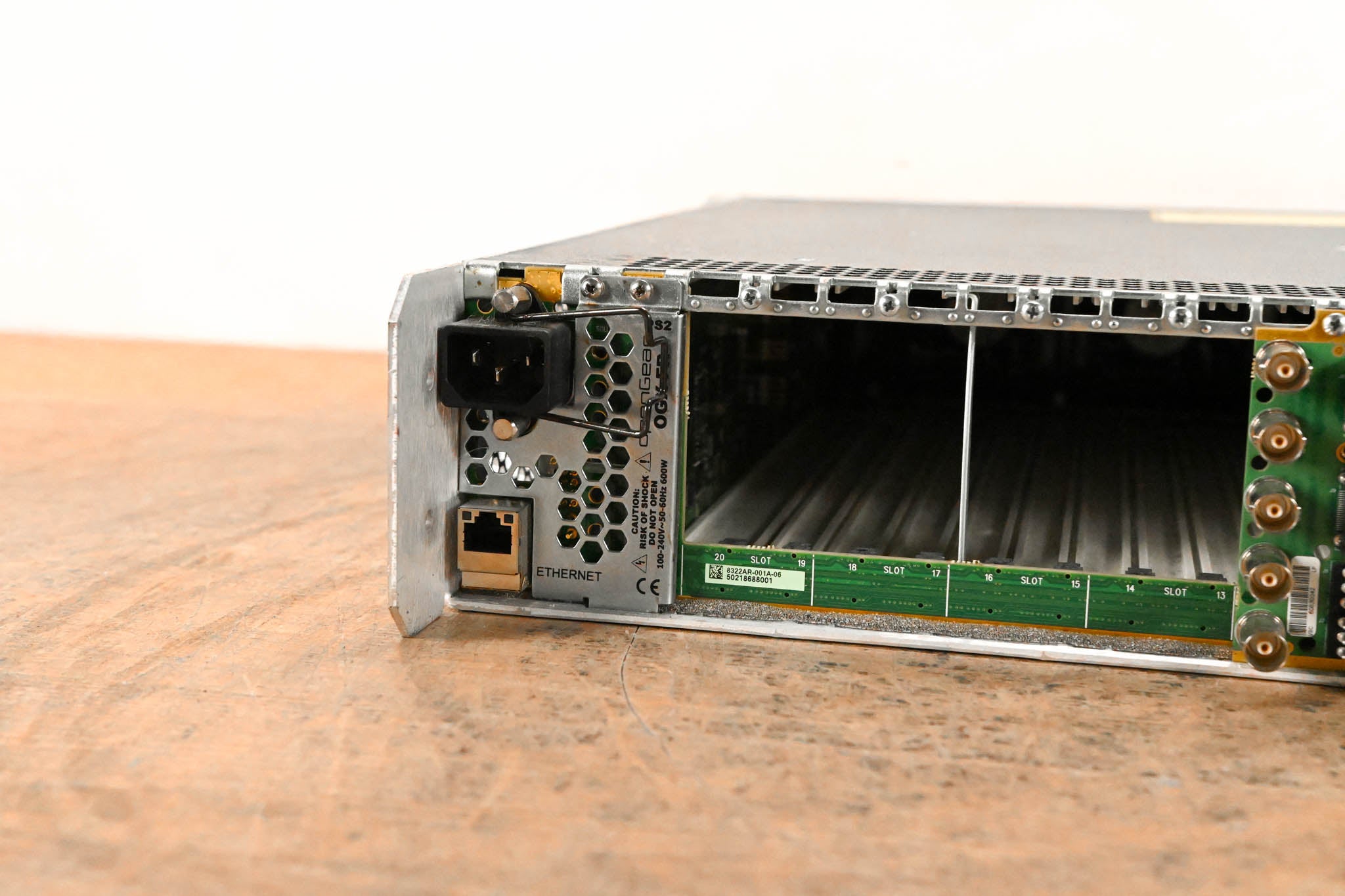 Ross OGX-FR openGear Frame with MFC-0G3-N Controller