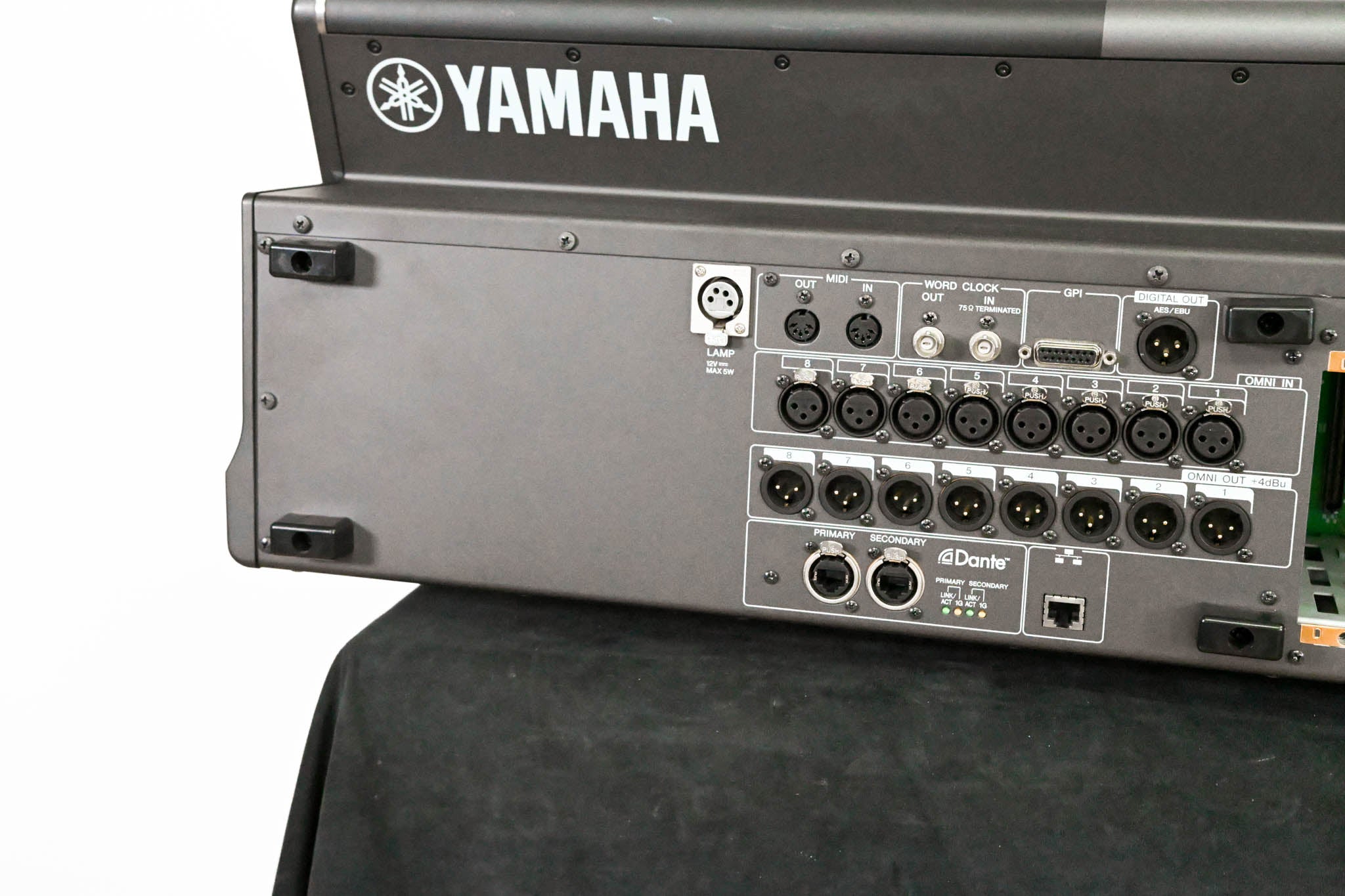 Yamaha CL5 72-Channel Digital Mixing Console