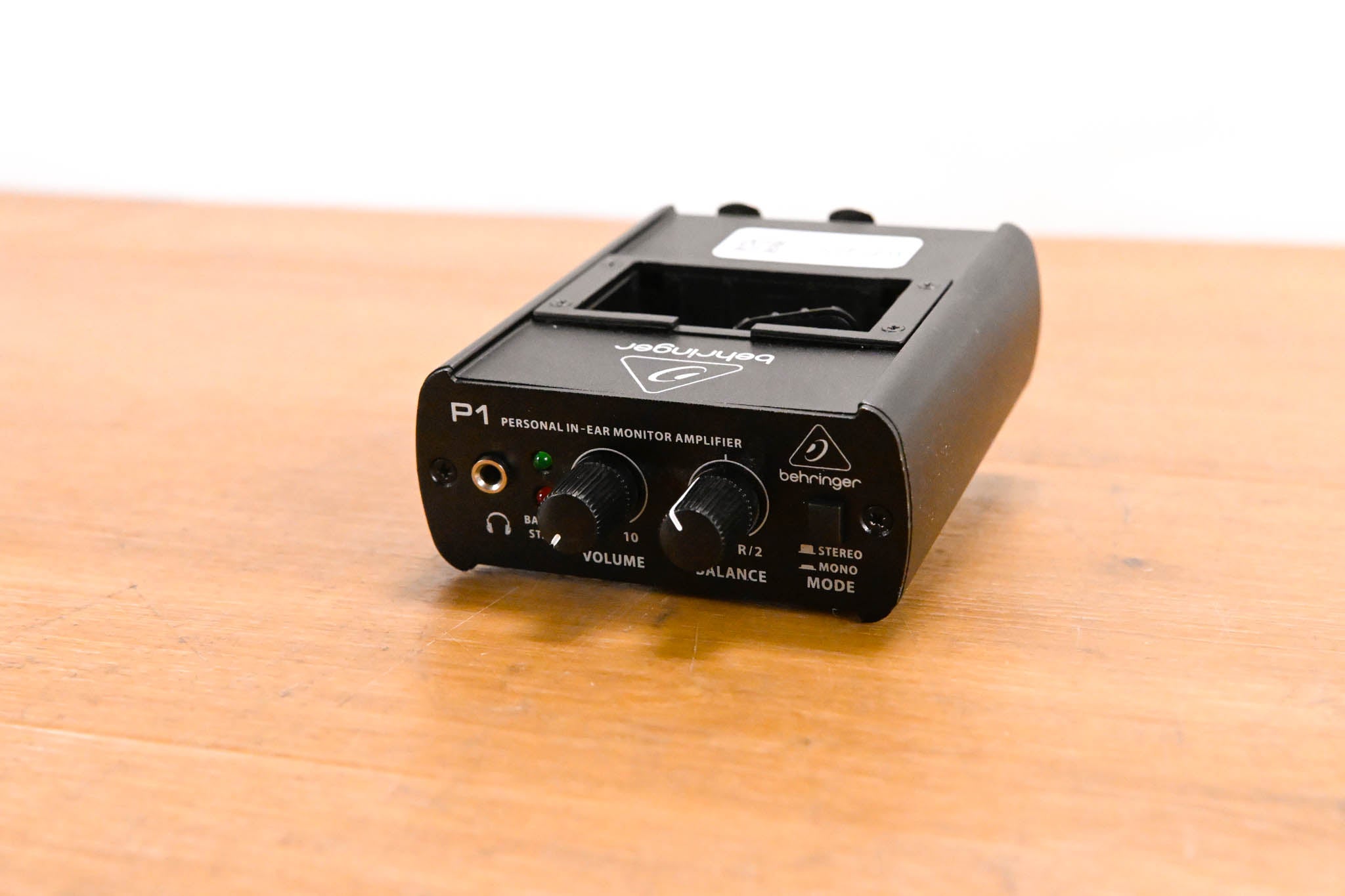 Behringer Powerplay P1 Personal In-Ear Monitor Amplifier