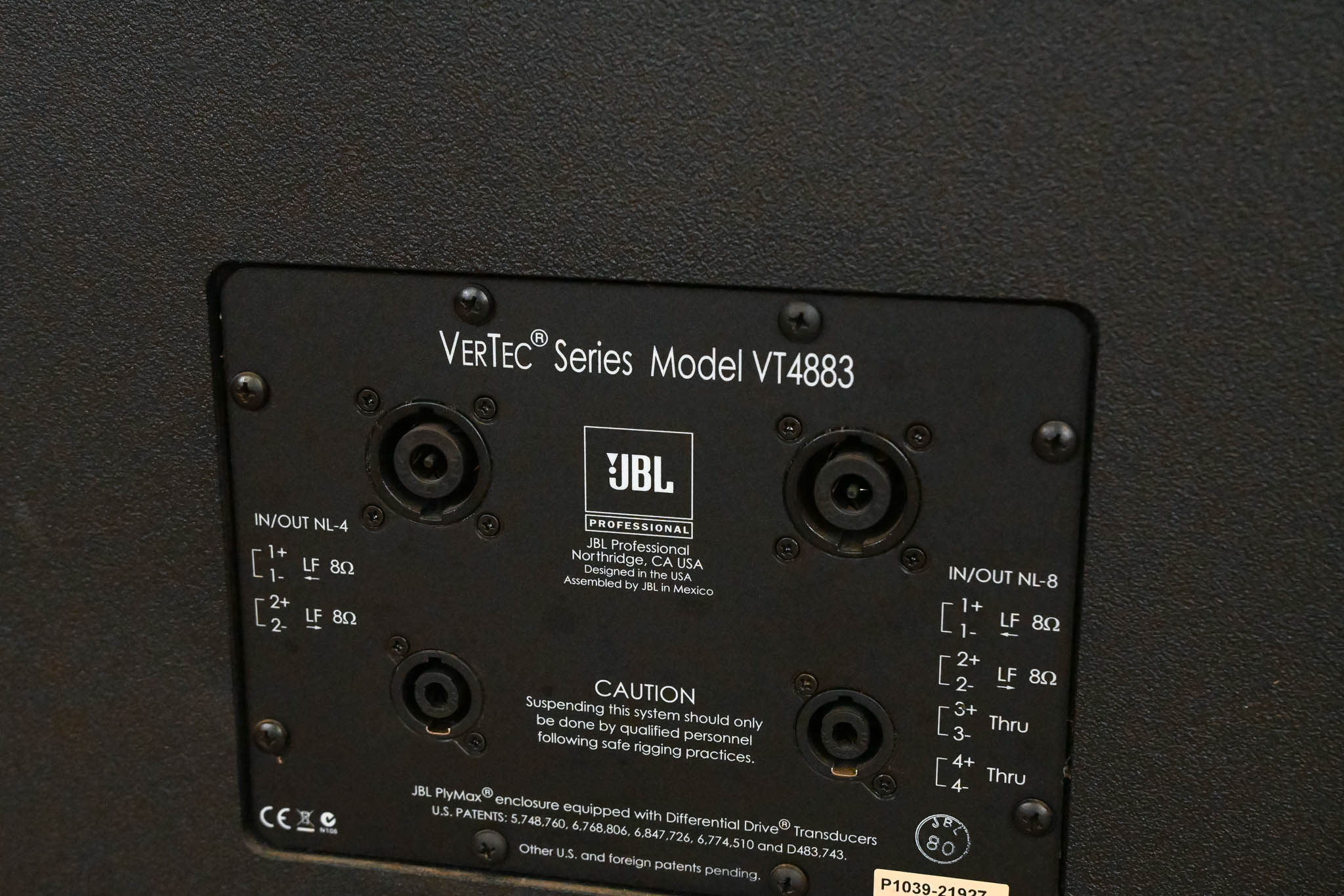 JBL VT4883 Subcompact Dual 12" Cardioid-Arrayable Subwoofer