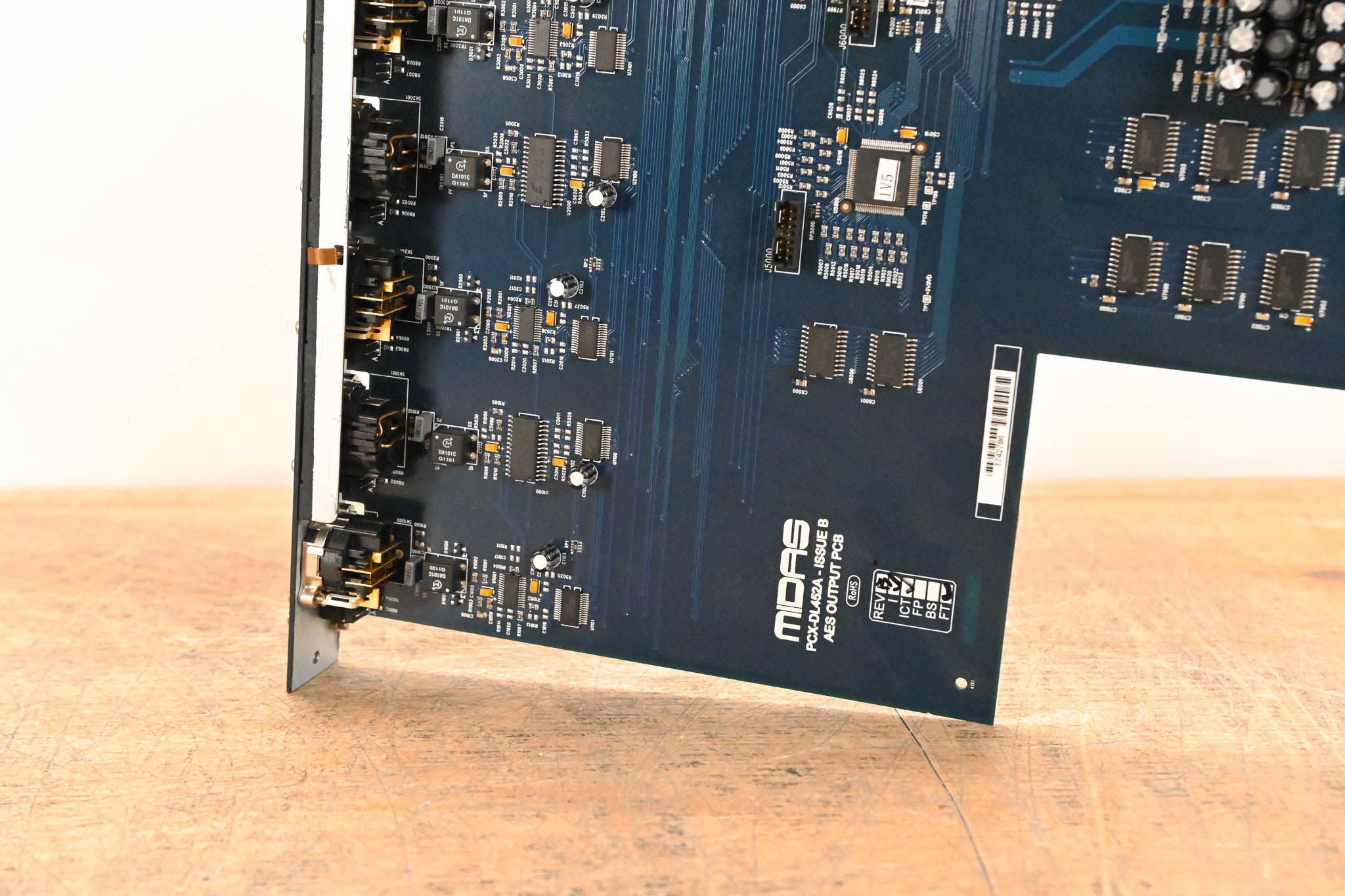 Midas DL452 AES3 Digital 8 Input, 8 Output Card