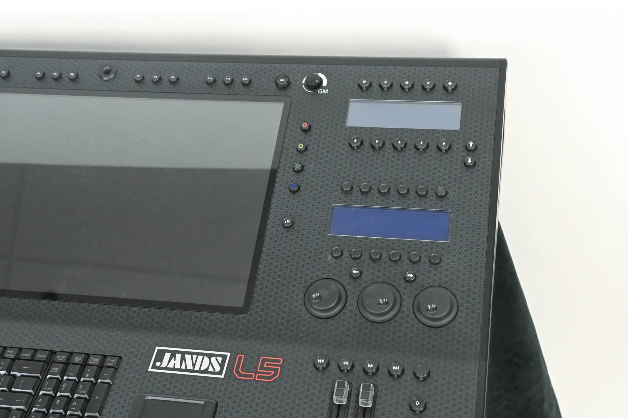 Jands Vista L5 Lighting Control Console with 4096 DMX Channels