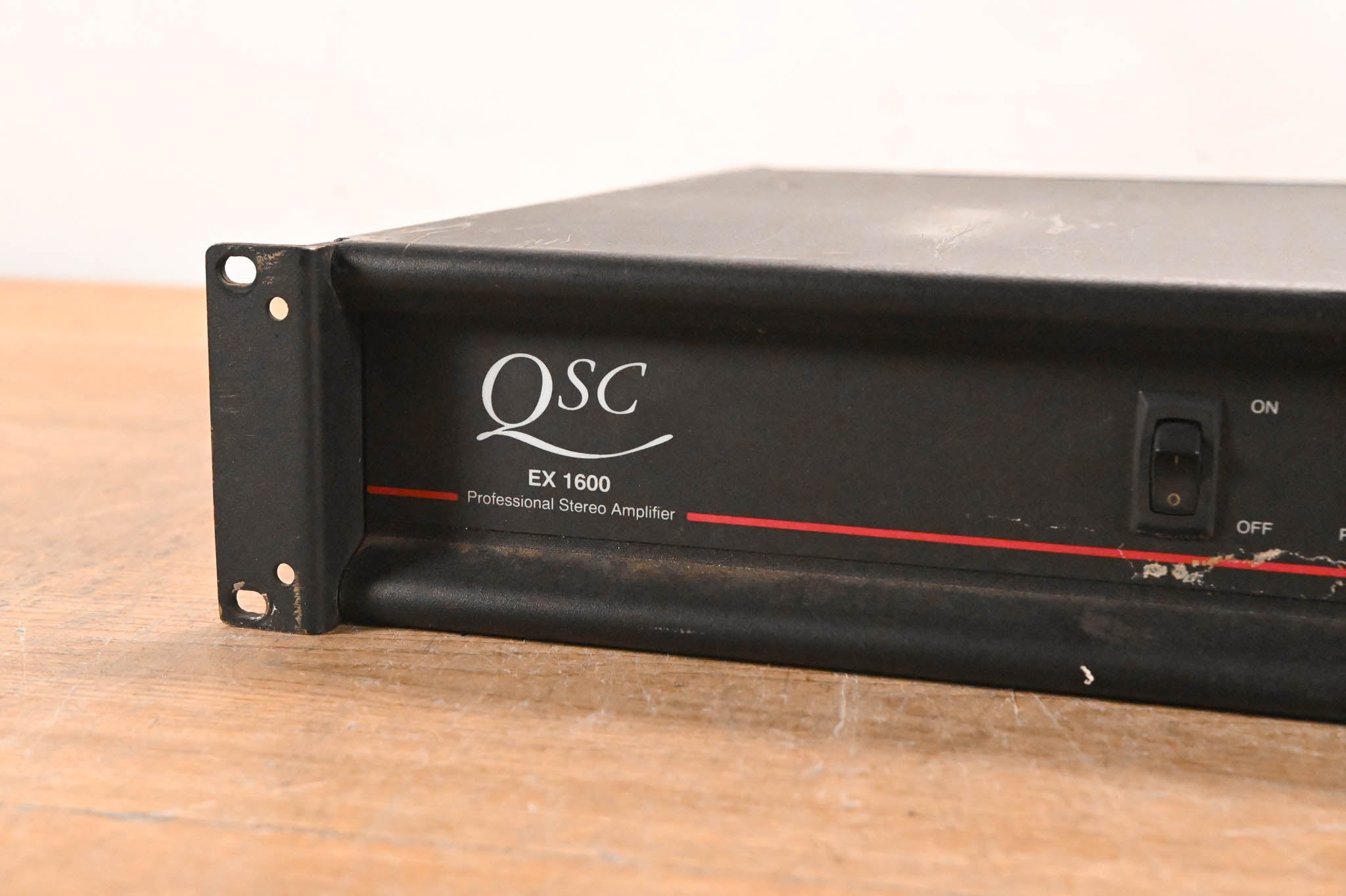 QSC EX 1600 Dual-Channel Power Amplifier