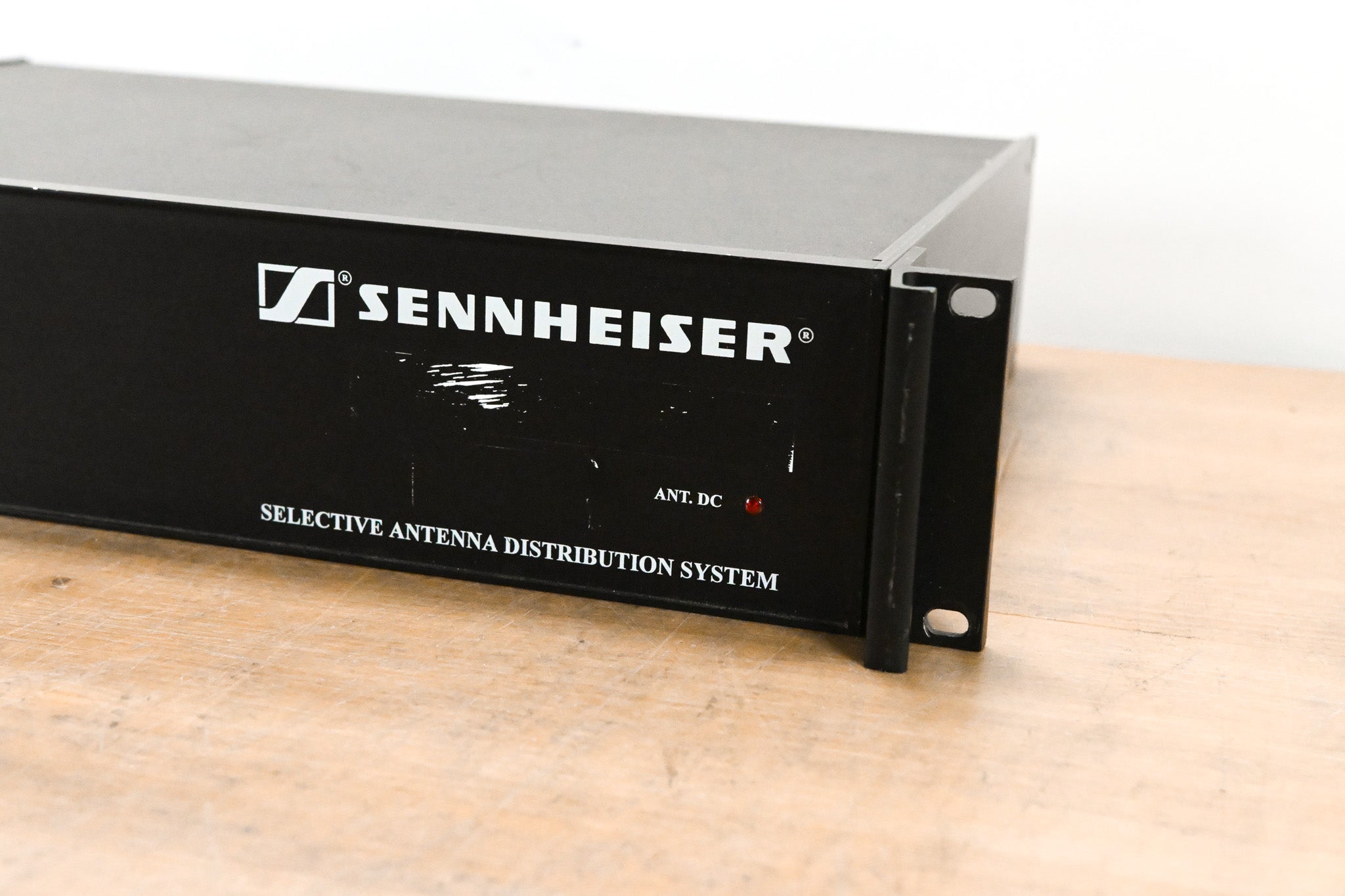 Sennheiser SAS108 Selective Antenna Distribution System 506-530 MHz