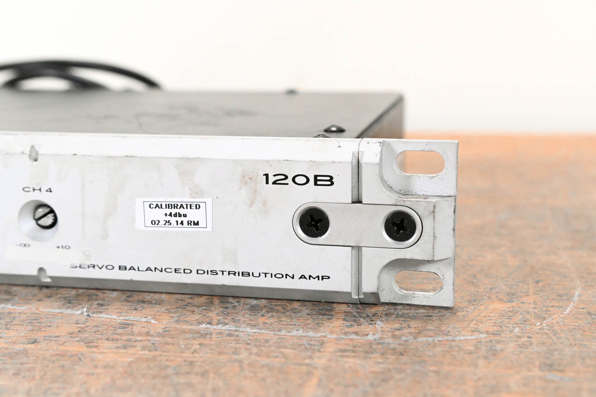 Aphex 120B Audio Distribution Amplifier