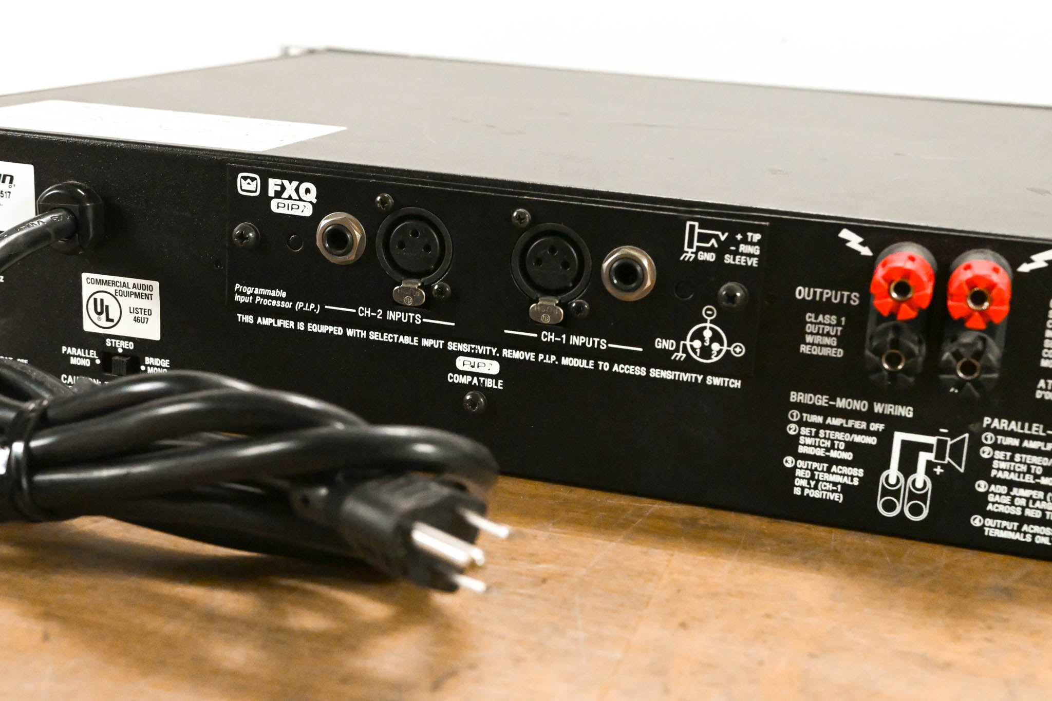 Crown Macro-Tech 1202 2-Channel Power Amplifier