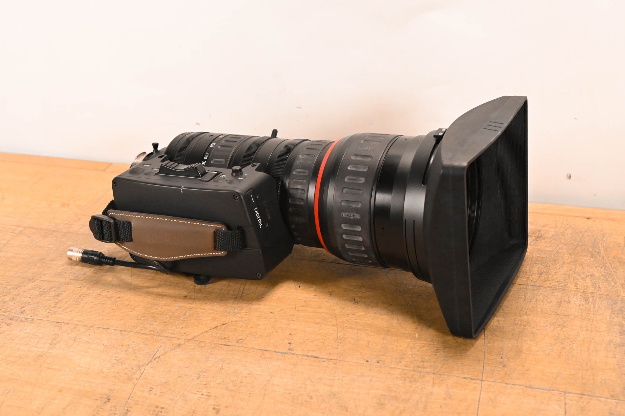 Angénieux AIF-HD T40x11BESSD HD 1:2/11-440mm Broadcast Box Lens