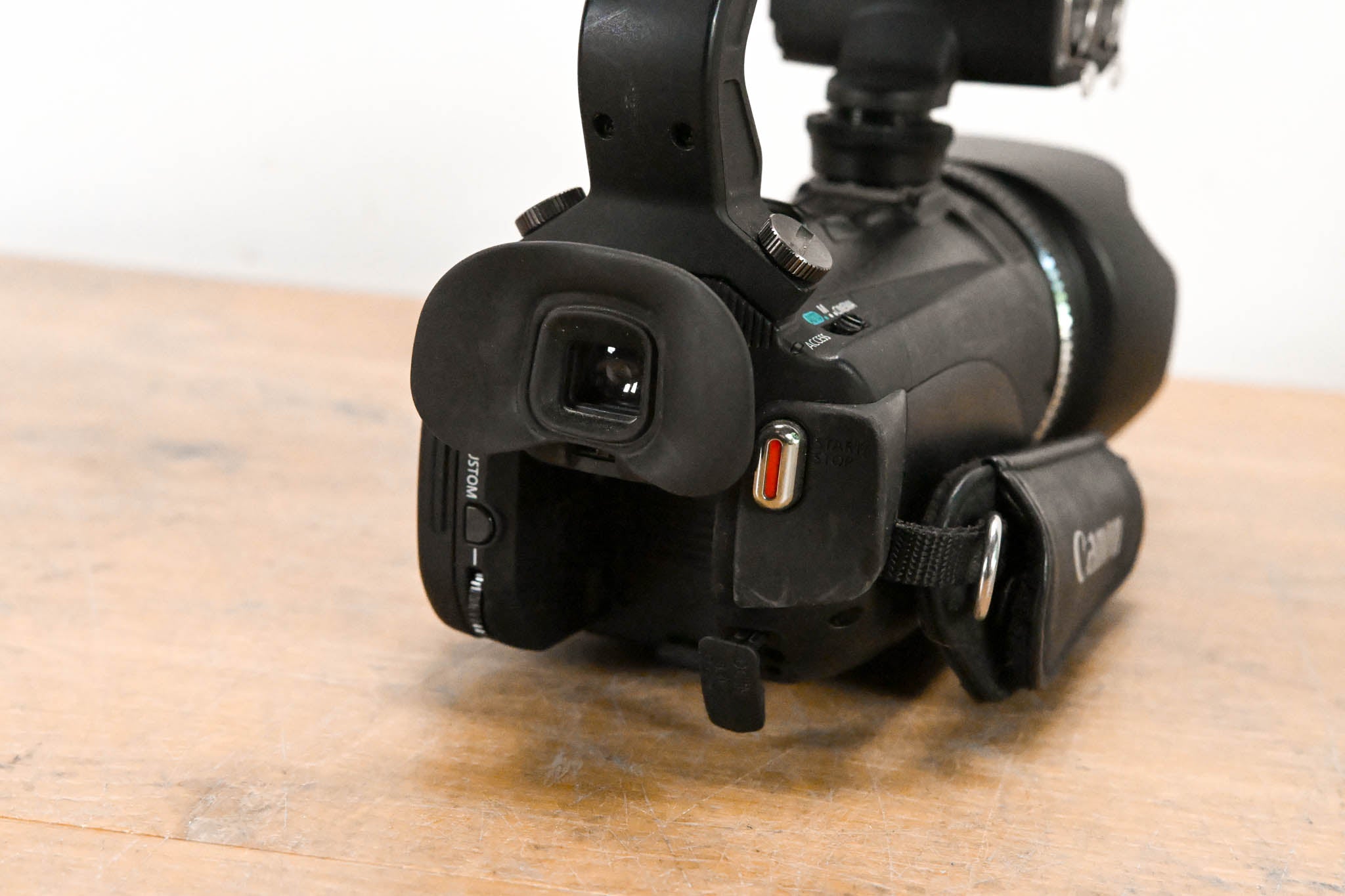 Canon XA10 Full HD Professional Camcorder with XLR Handle