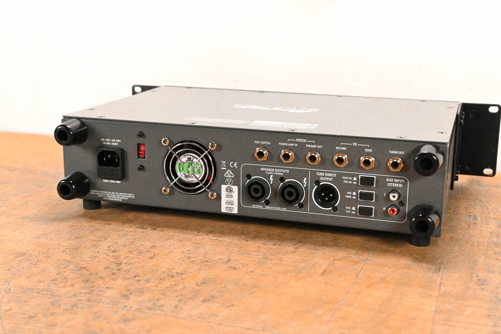 Ampeg SVT-7 PRO 1000W Bass Amp Head