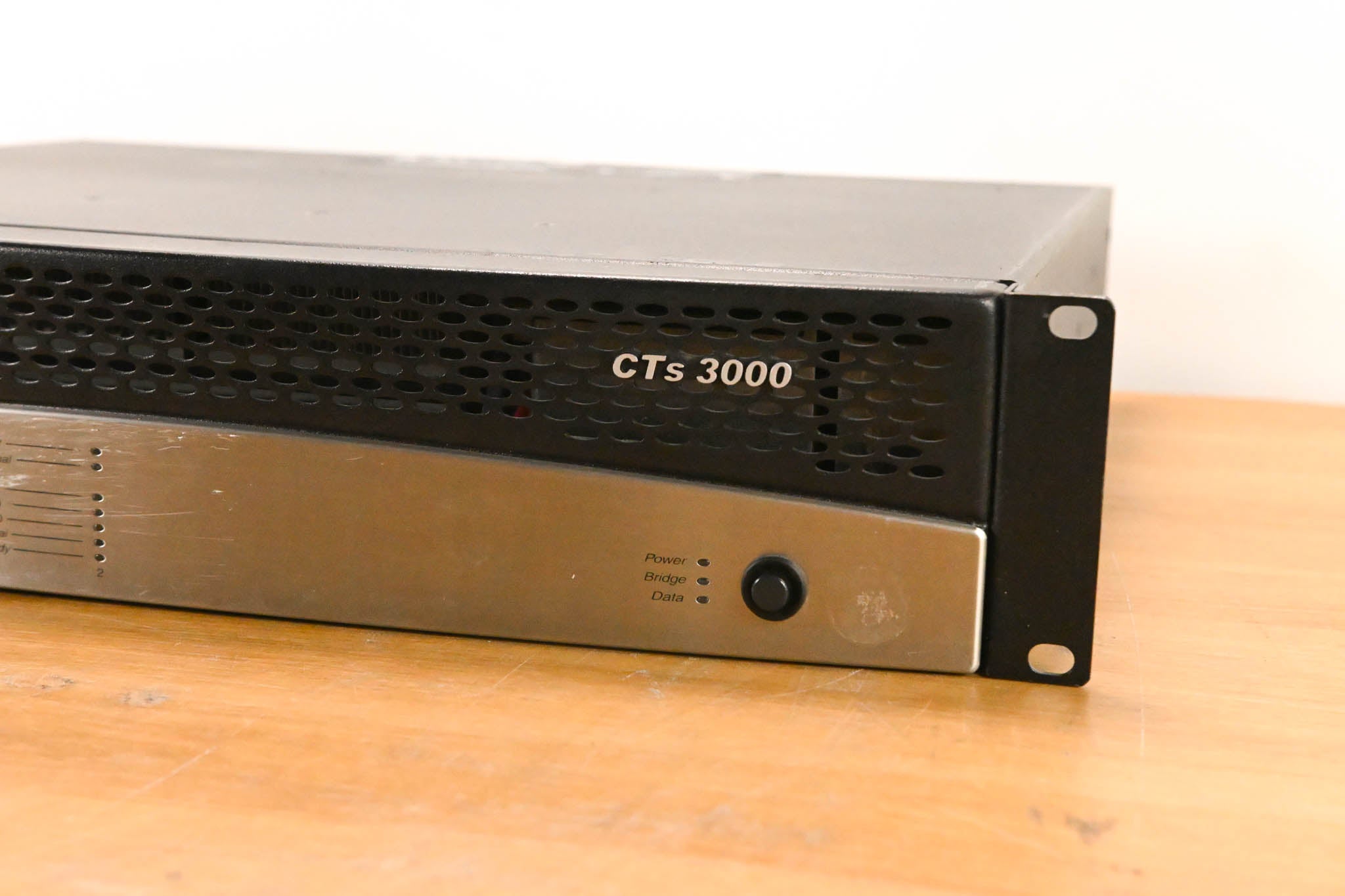 Crown CTs 3000 Two-Channel 1500W Power Amplifier