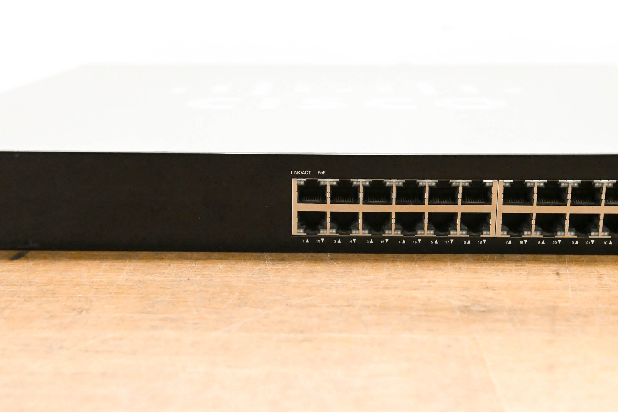 Cisco SGE2000P 24-Port Gigabit Ethernet Switch with PoE