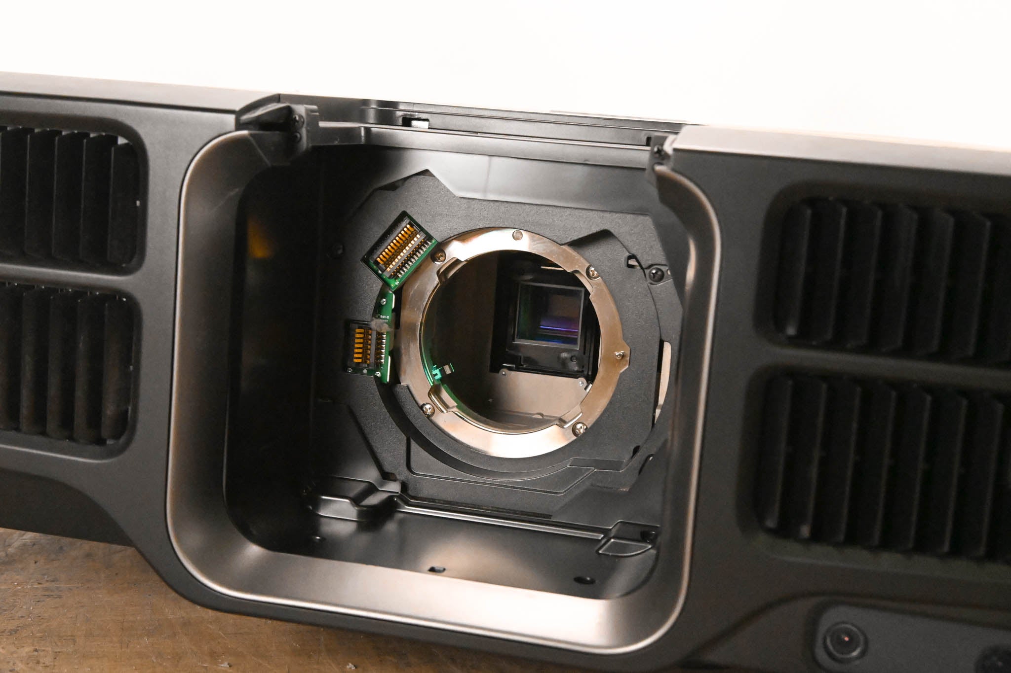 Epson Pro L1405U 8,000-Lumen Laser WUXGA 3LCD Projector