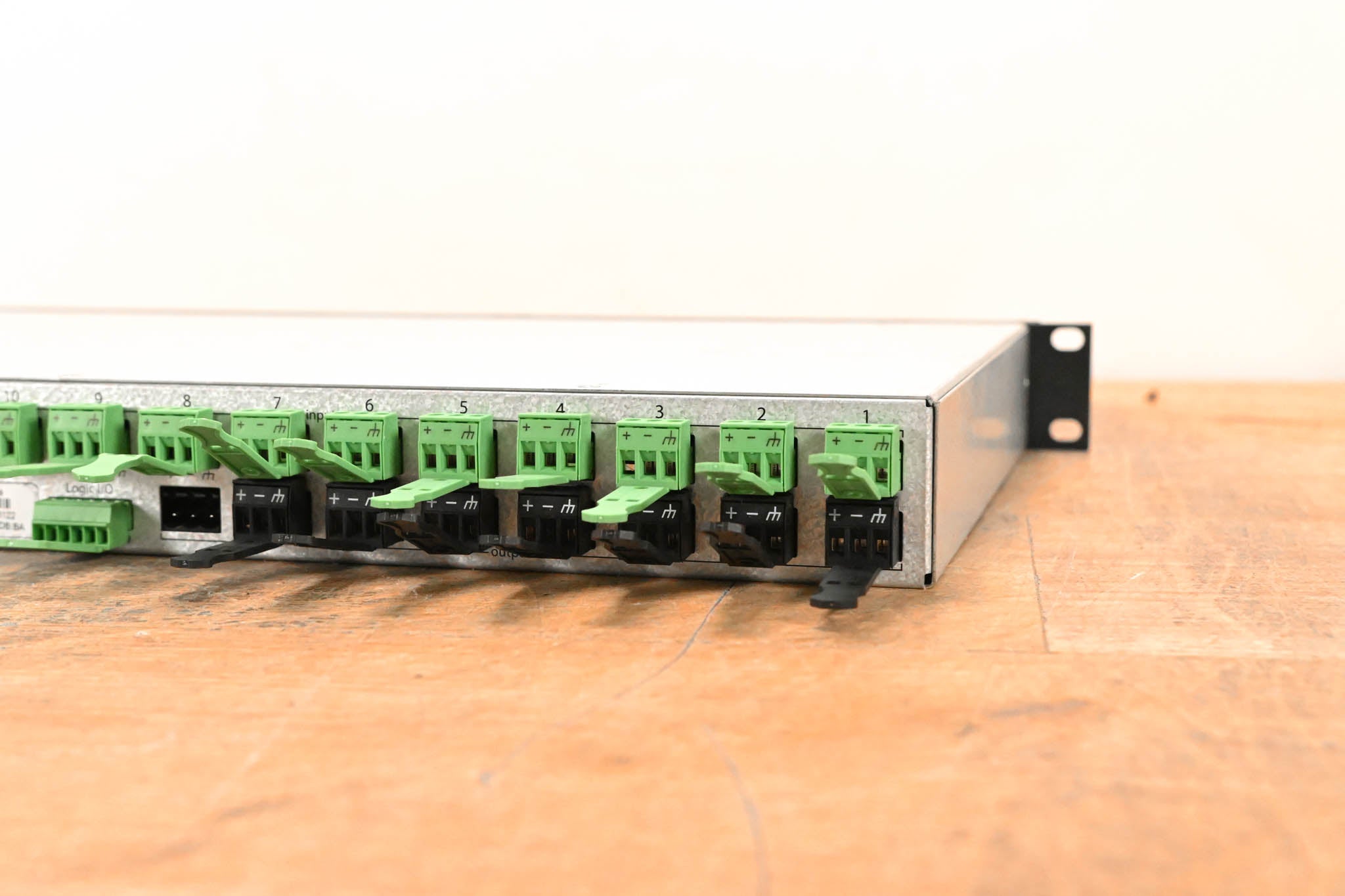 Biamp TesiraFORTÉ DAN AI Fixed I/O DSP