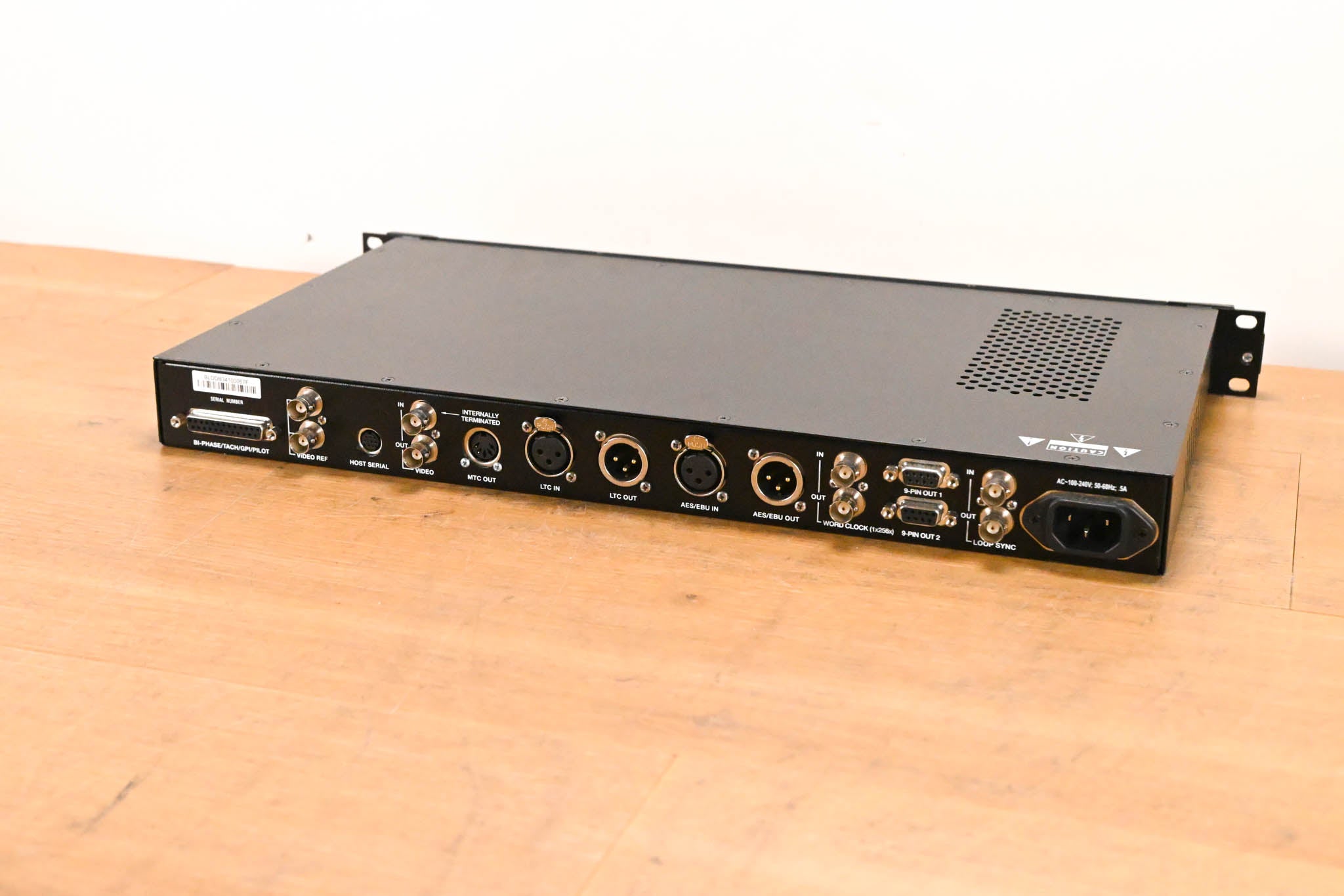 AVID SYNC HD Master Clock