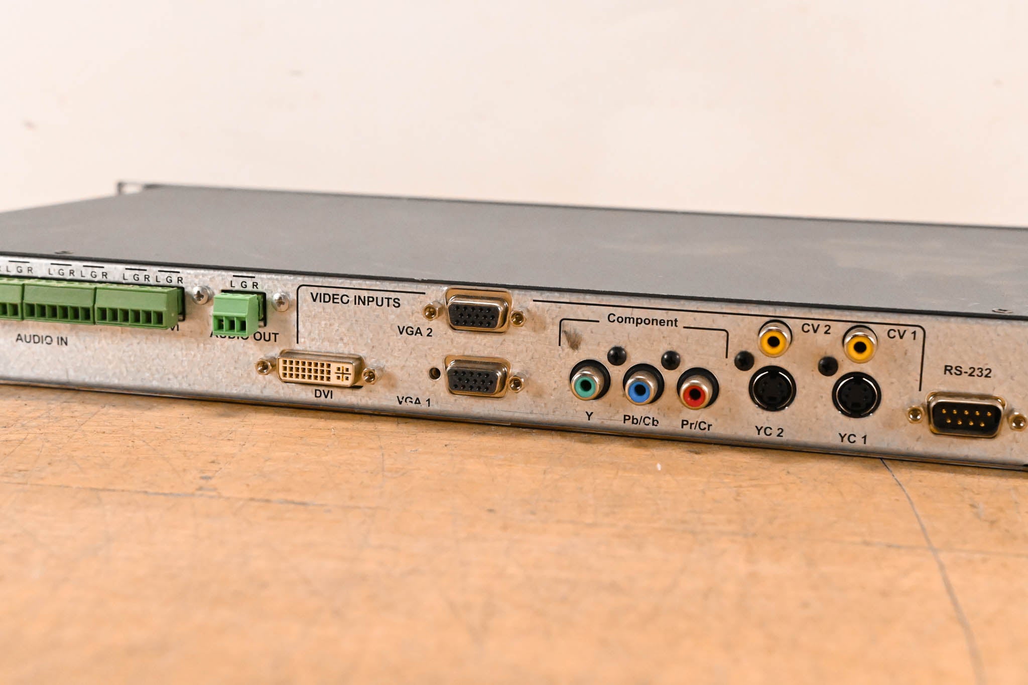 Kramer VP-724DS 8-Input Seamless Switcher / Scaler