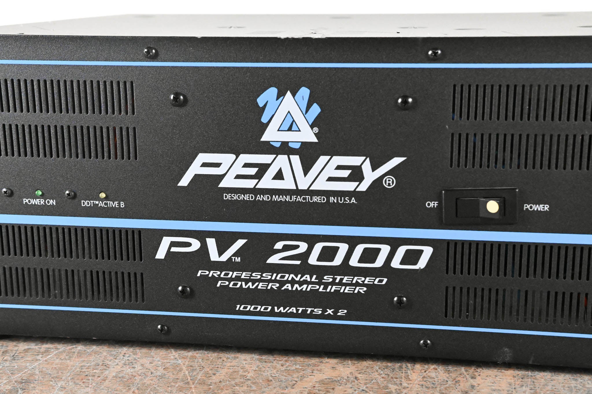 Peavey PV 2000 2-Channel Power Amplifier