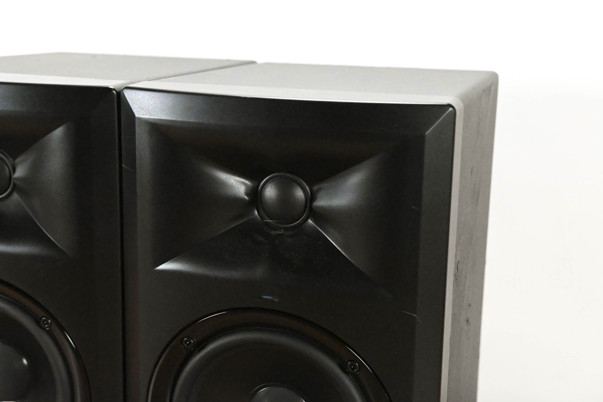 JBL LSR305 5" Two-Way Powered Studio Monitor (PAIR)