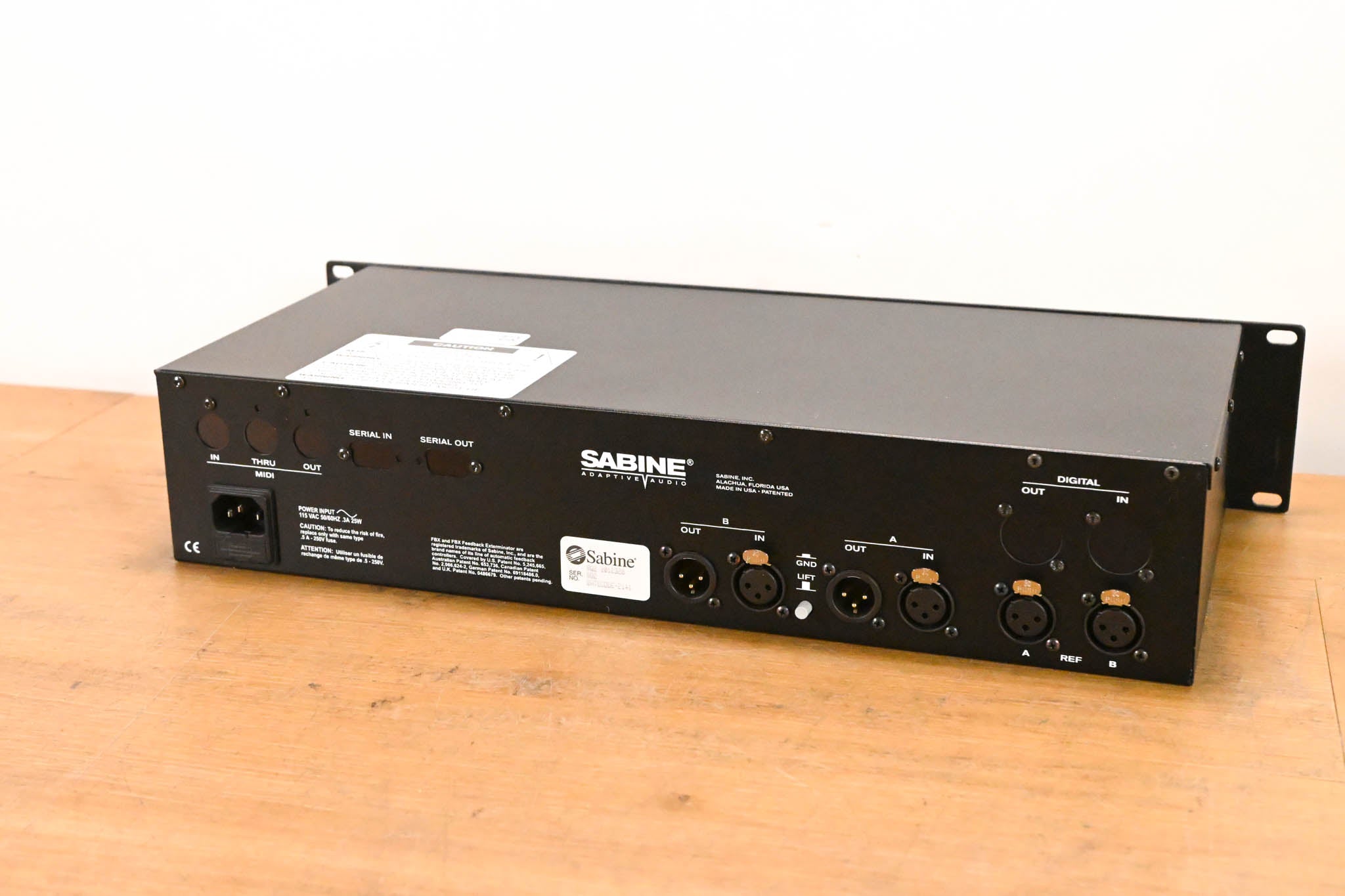 Sabine Real-Q2 Real-Time Adaptive Equalizer