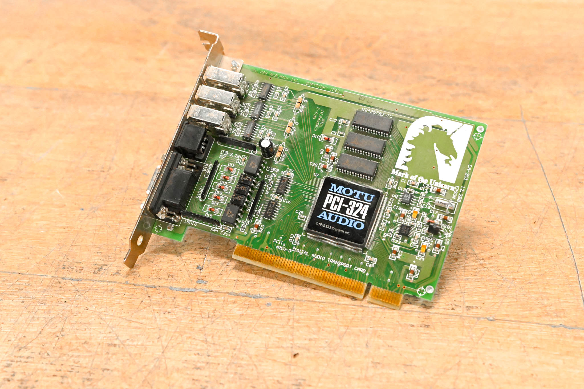 MOTU PCI-324 72-Channel Cross-Platform PCI Card