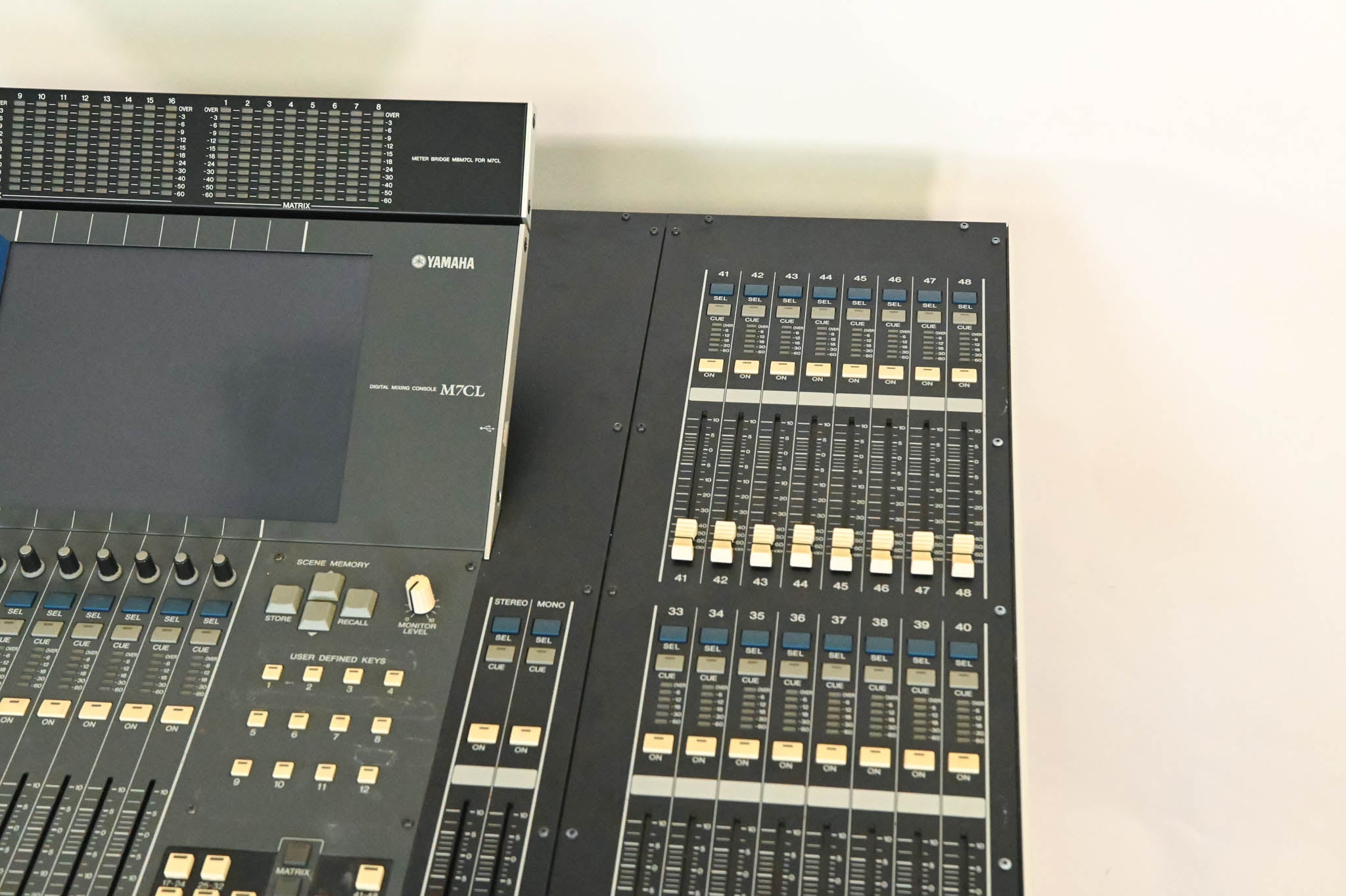 Yamaha M7CL-48ES 48-Channel EtherSound Digital Audio Mixer