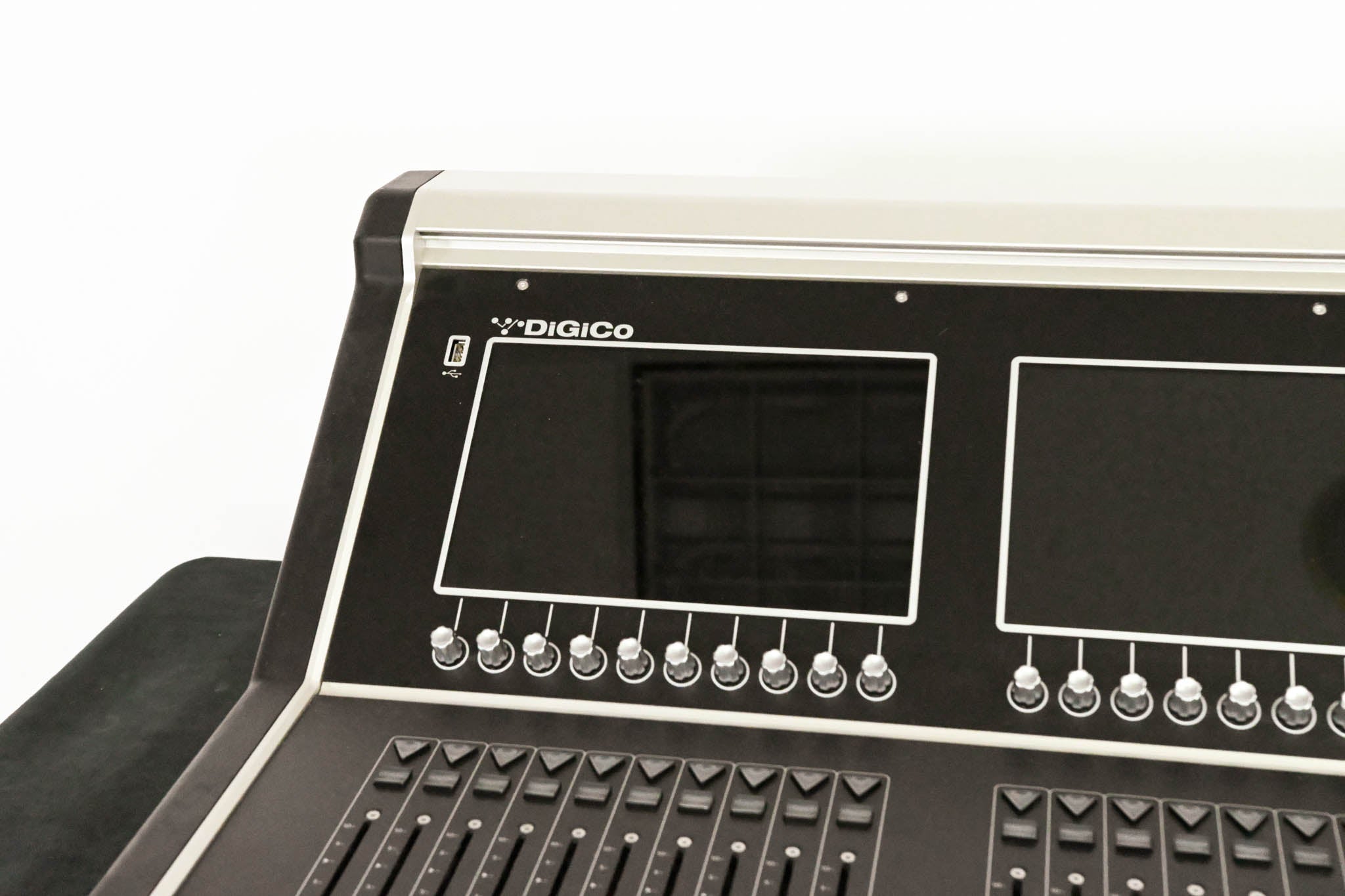 DiGiCo S21 48-Channel Digital Audio Mixing Console
