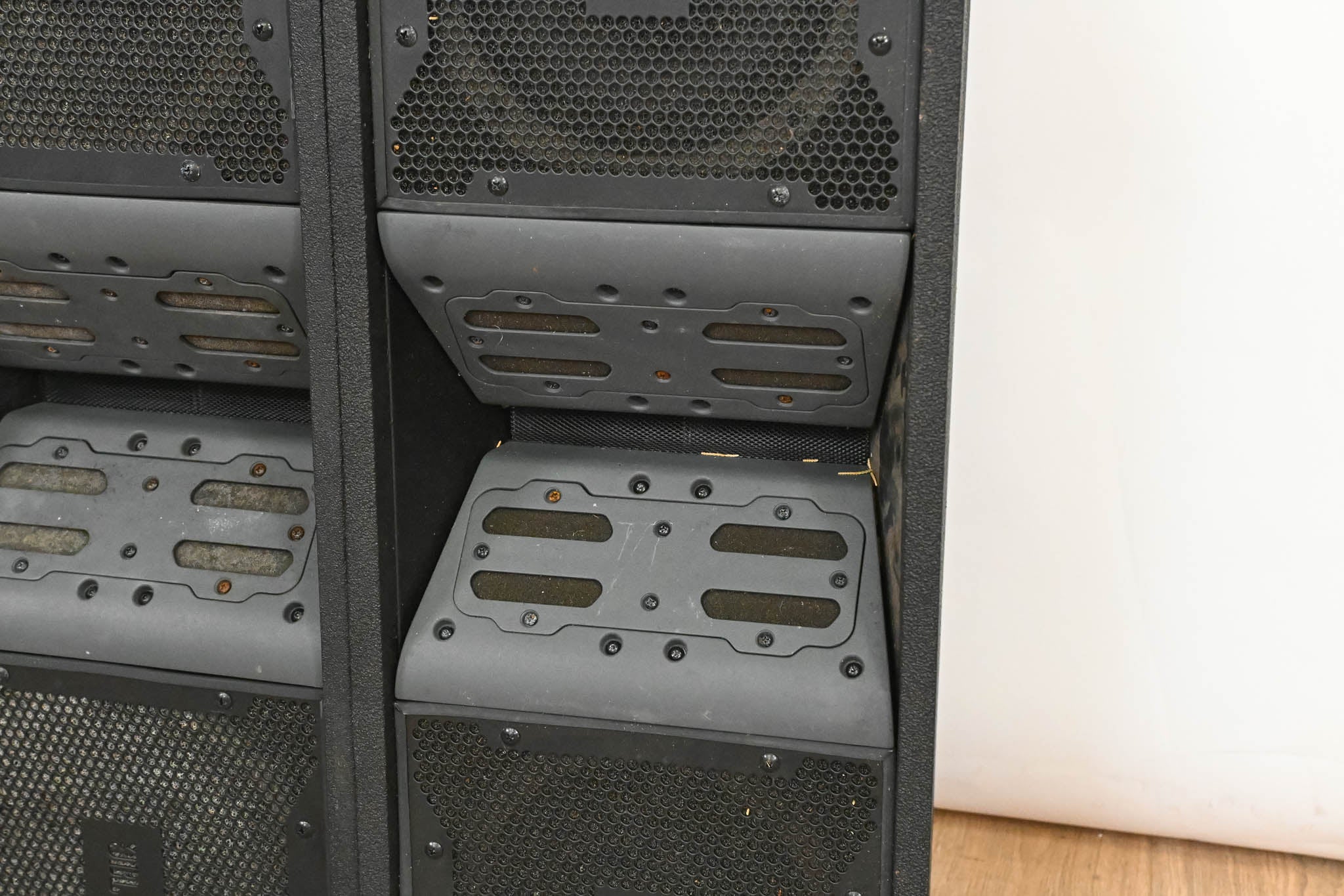 JBL VT4887 Compact Bi-Amplified 3-Way Line Array Element (PAIR)