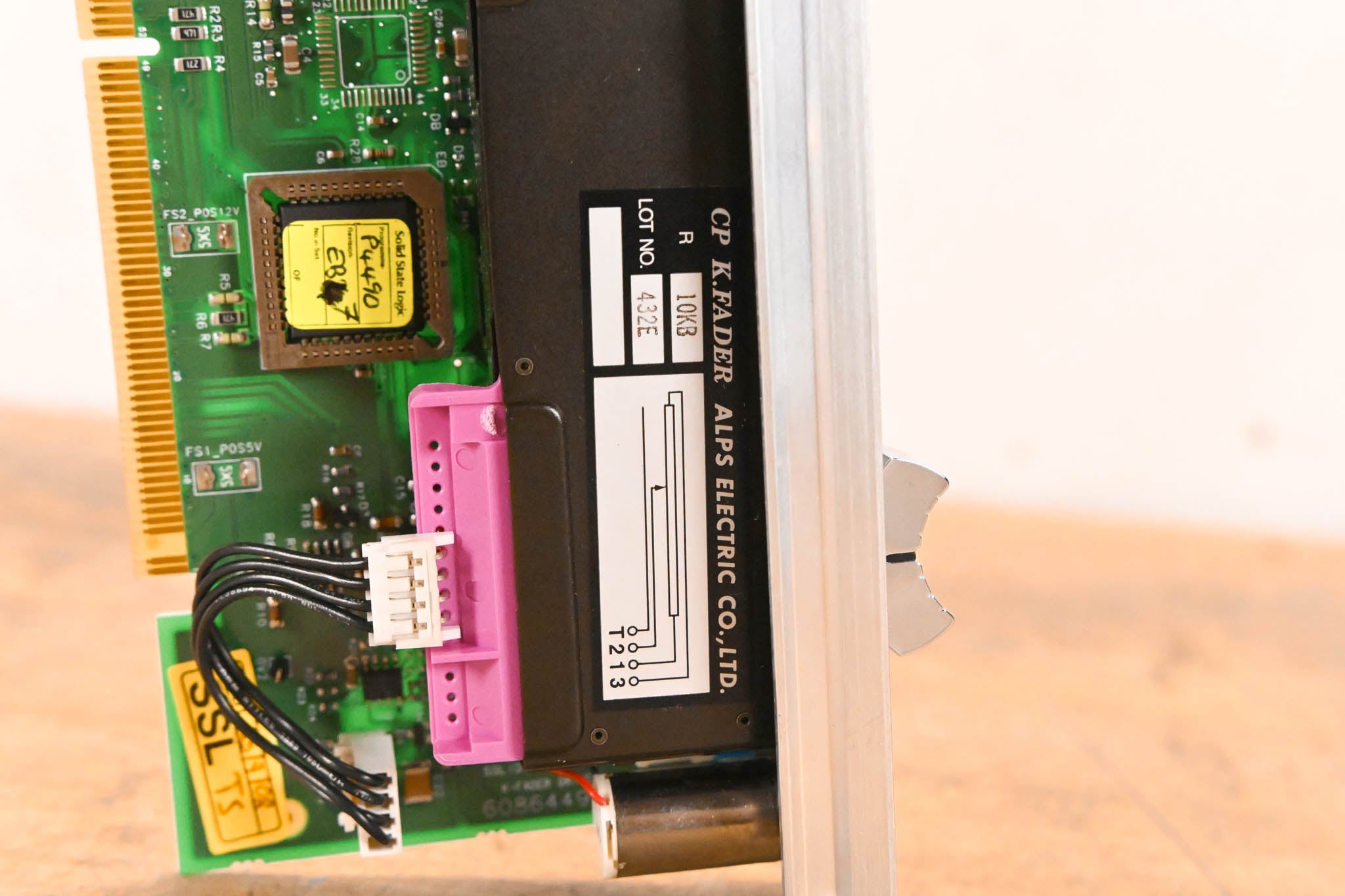 Solid State Logic C300 HD Motorized Fader Module – ALPS K-Fader Assembly