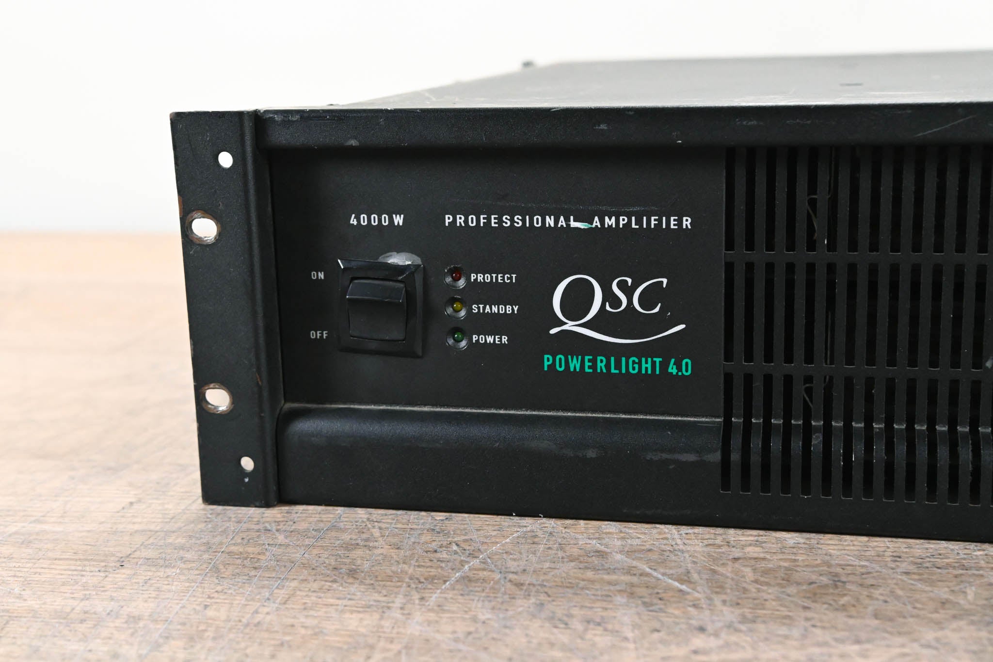 QSC PowerLight 4.0 2-Channel Power Amplifier