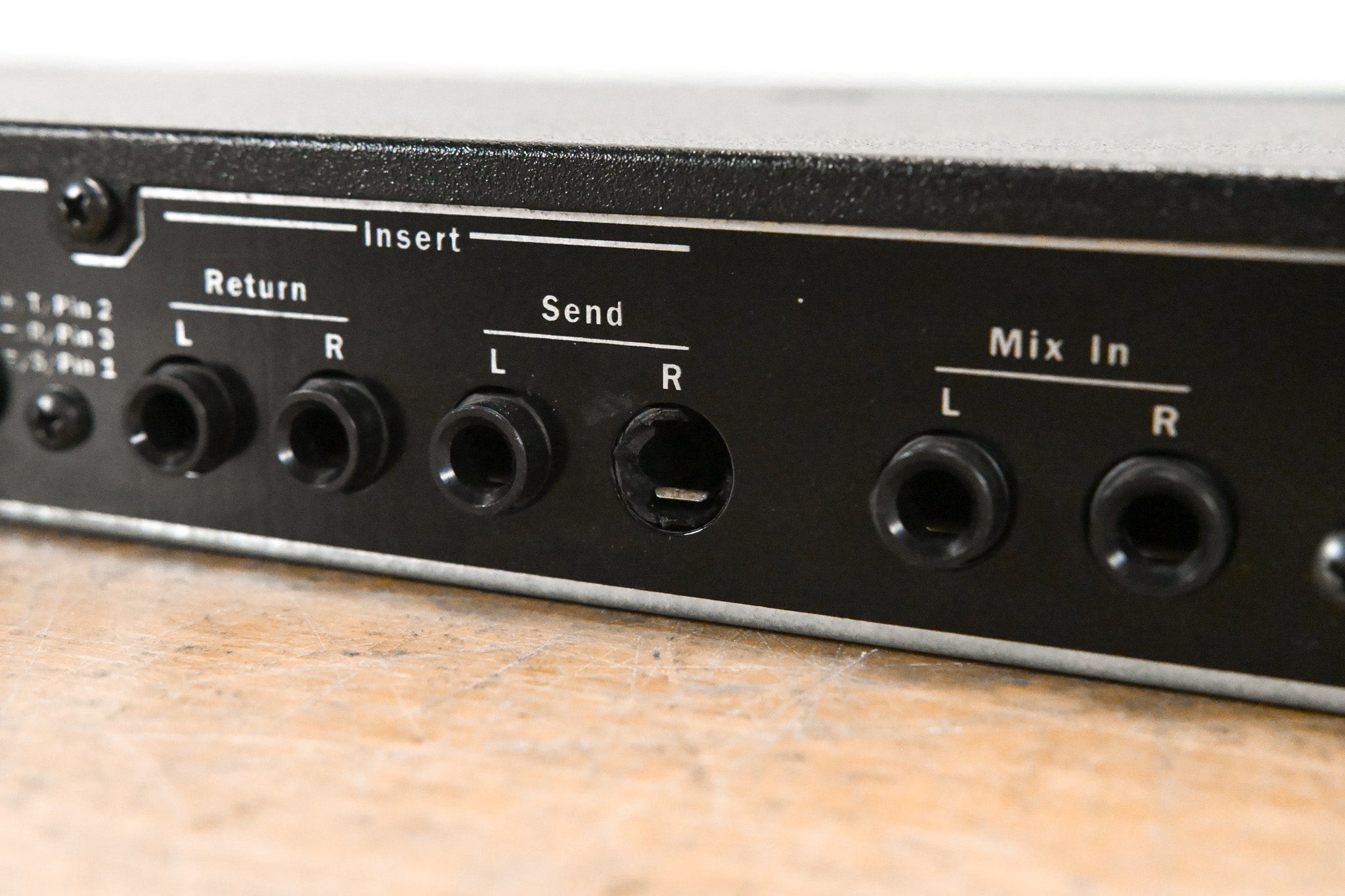 Aviom A-16R Rack-Mounted Personal Mixer