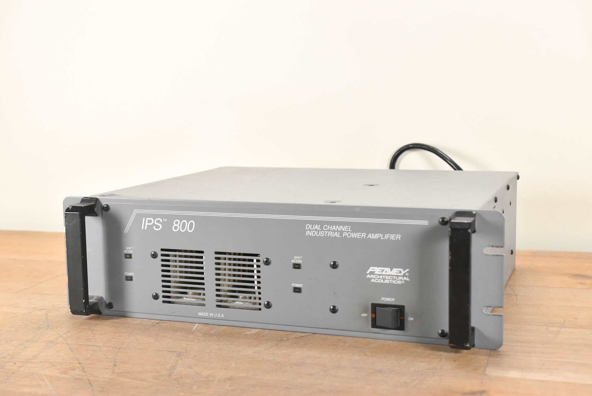 Peavey IPS 800 2-Channel Power Amplifier