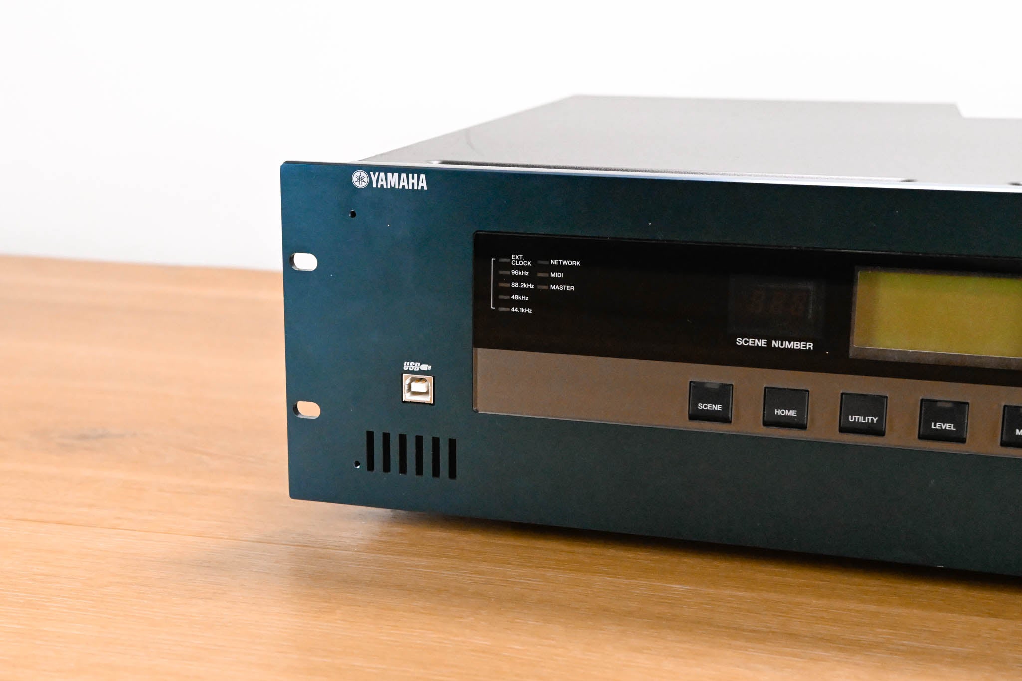 Yamaha DME64N Digital Mixing Engine