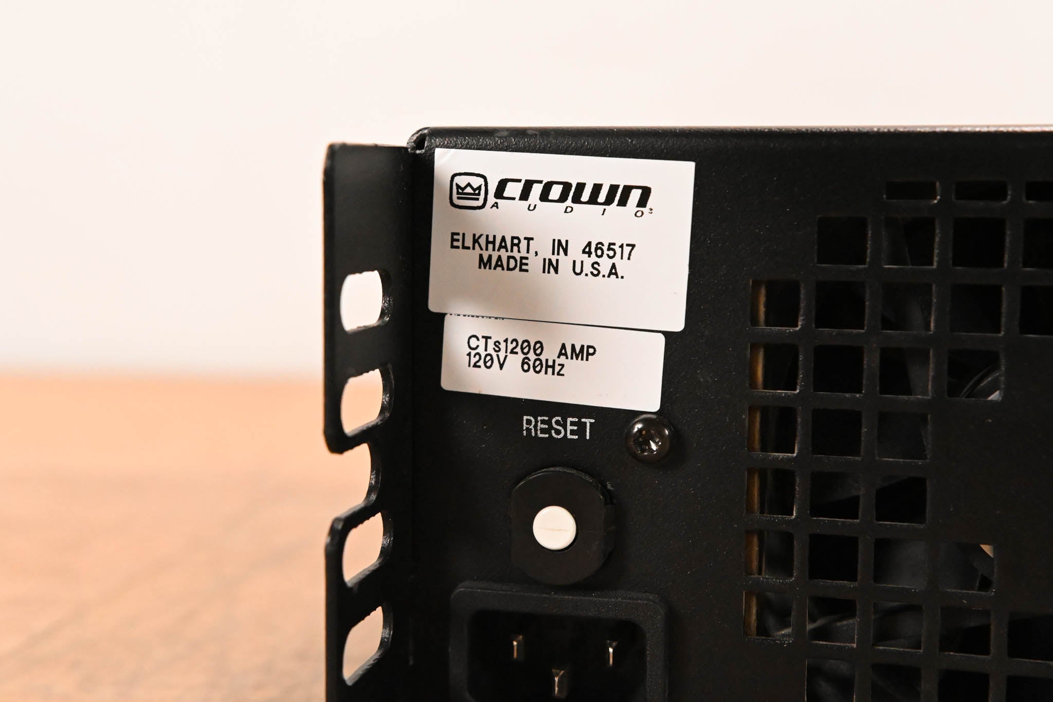 Crown CTs 1200 Two-Channel 600W Power Amplifier