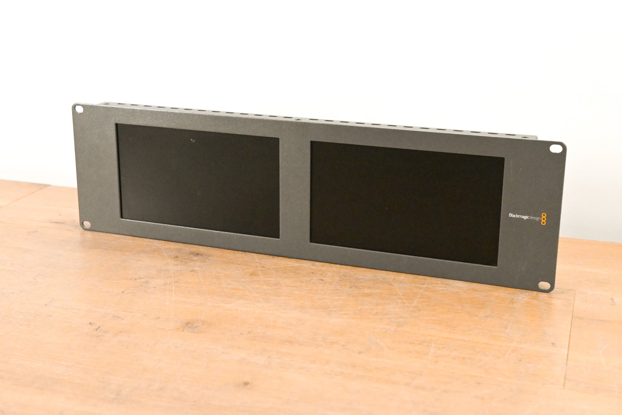 Blackmagic Design Smartview Duo Dual 8" LCD Monitors (NO POWER SUPPLY)