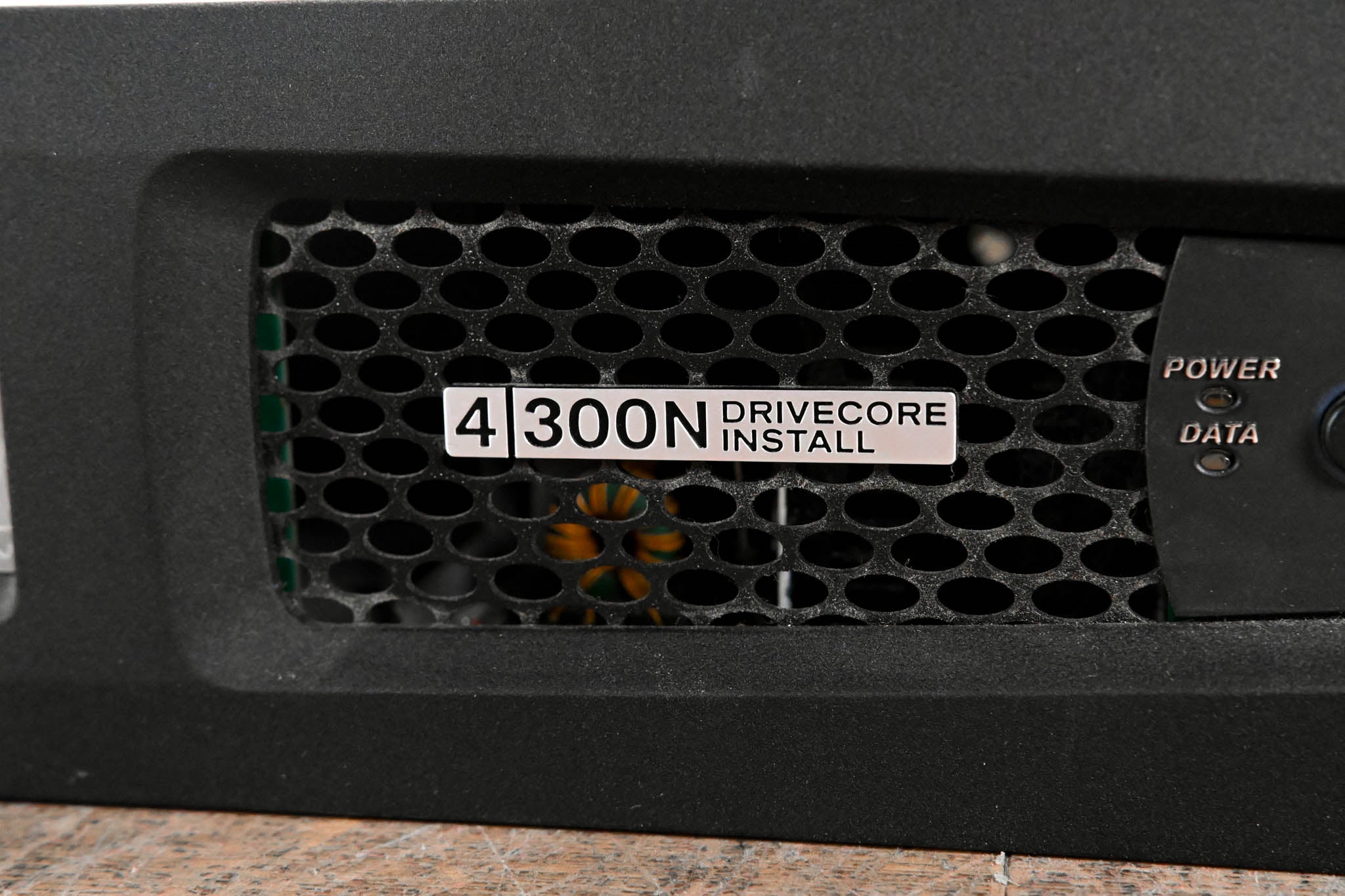 Crown DCi 4|300N DriveCore Install 4-Channel Power Amplifier