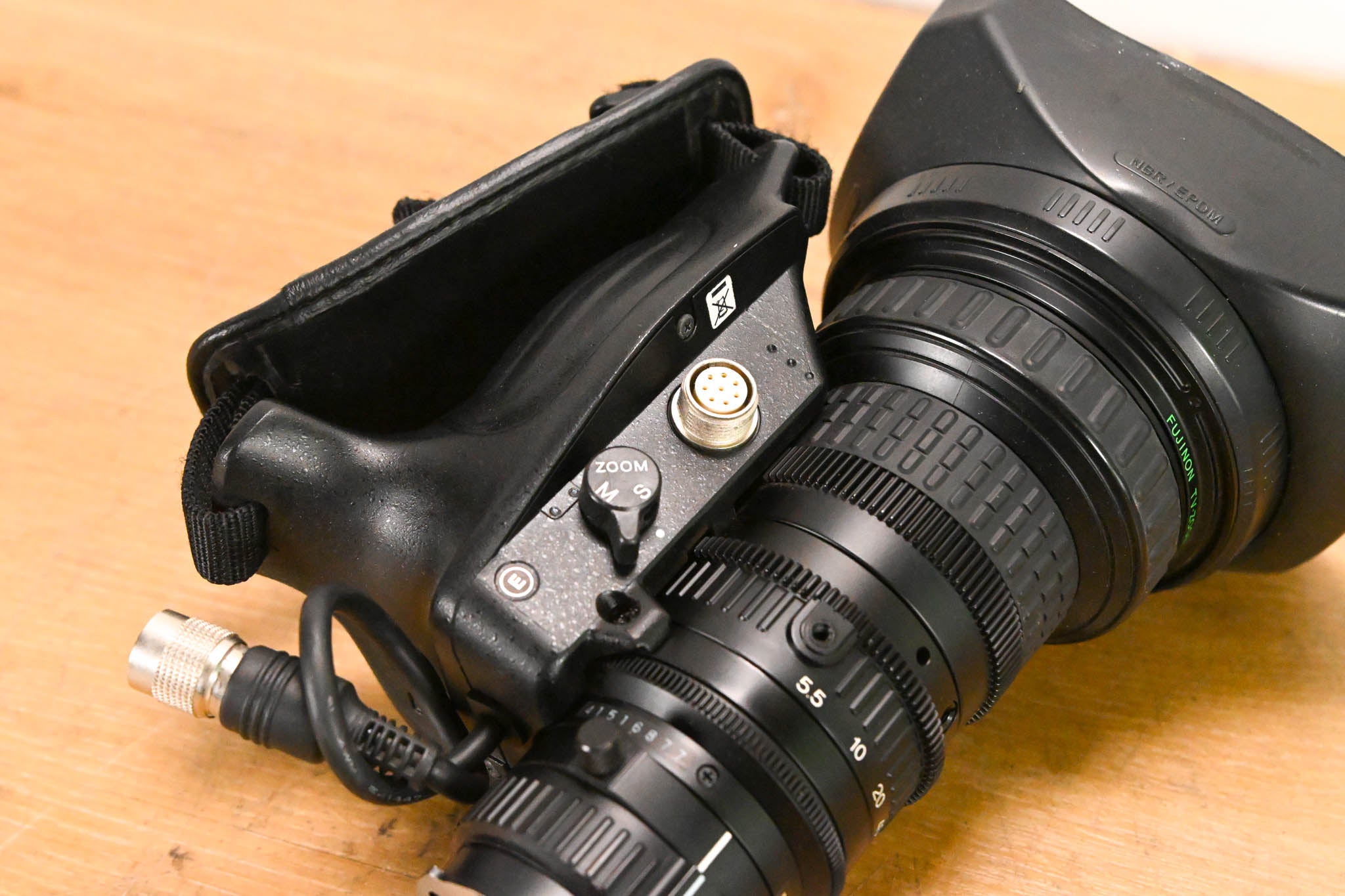 Fujinon Th16x5.5BRMU 1/3" Broadcast Zoom Lens - 1:1.4/5.5-88mm