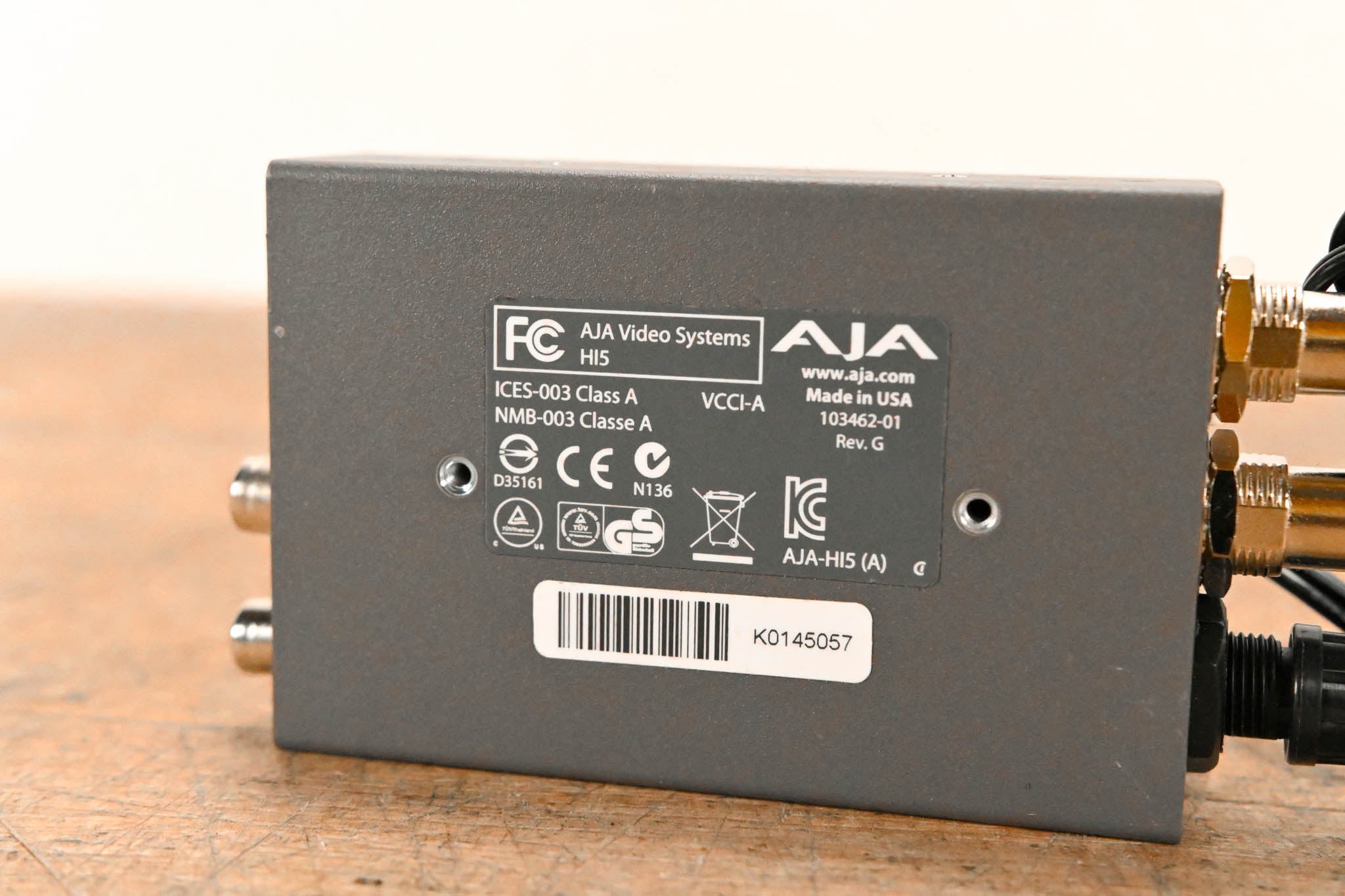 AJA HI5 HD/SD-SDI to HDMI Video and Audio Converter