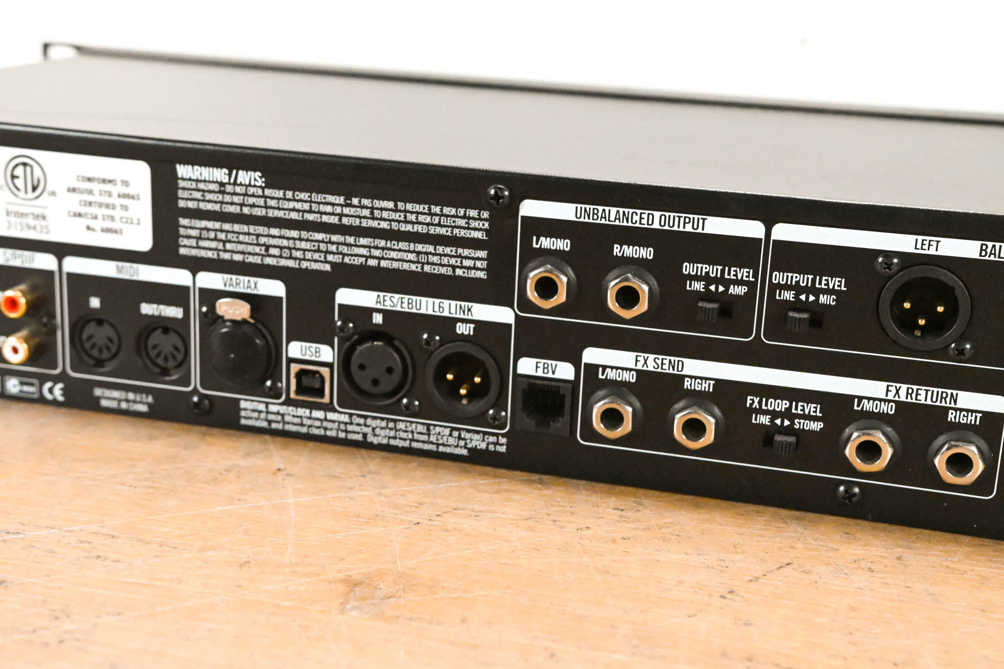 Line 6 POD HD PRO X Guitar Multi-Effects Rack Processor