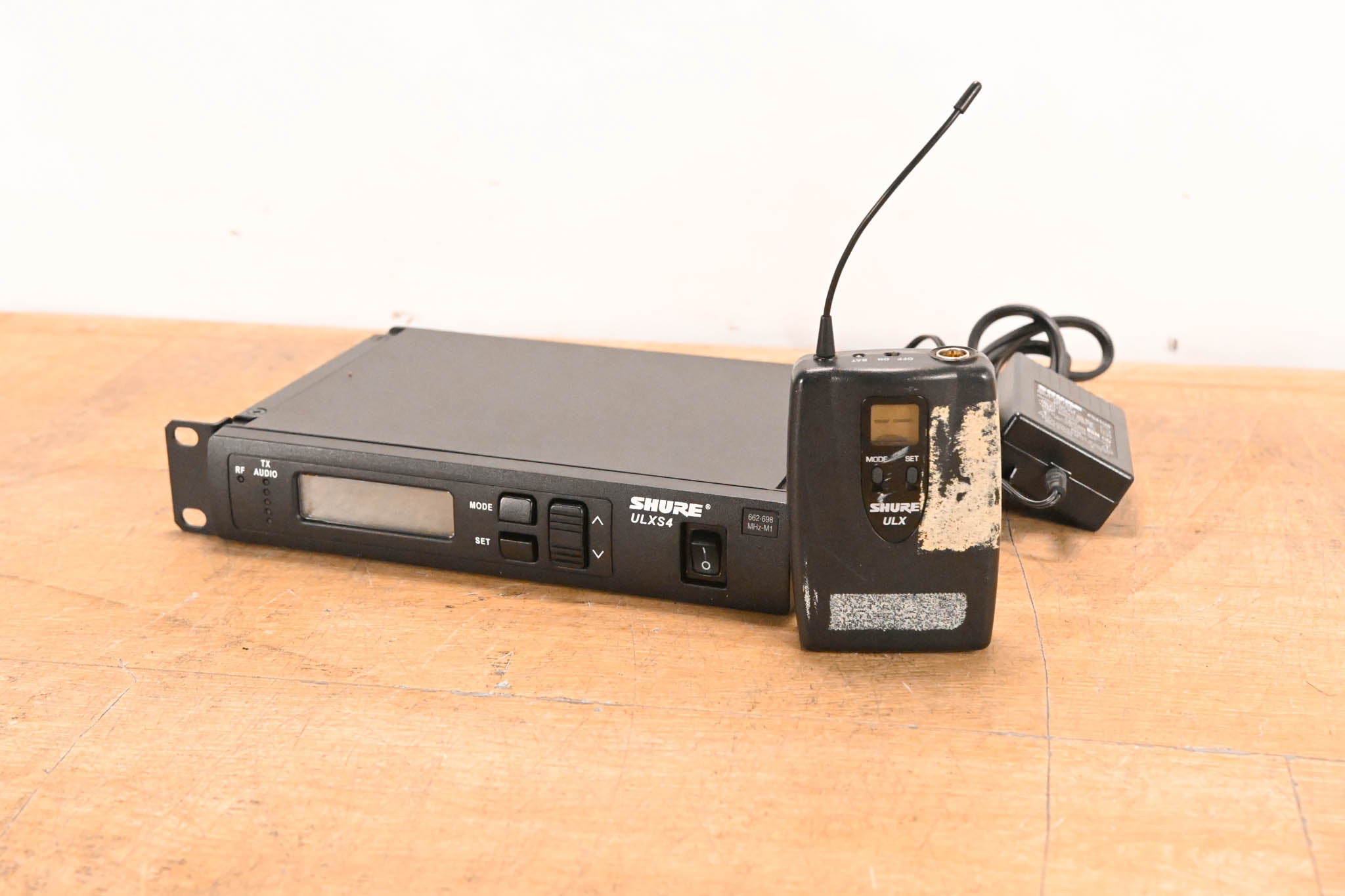 Shure ULXS14 Belt Pack Wireless System - M1 Band: 662-698 MHz