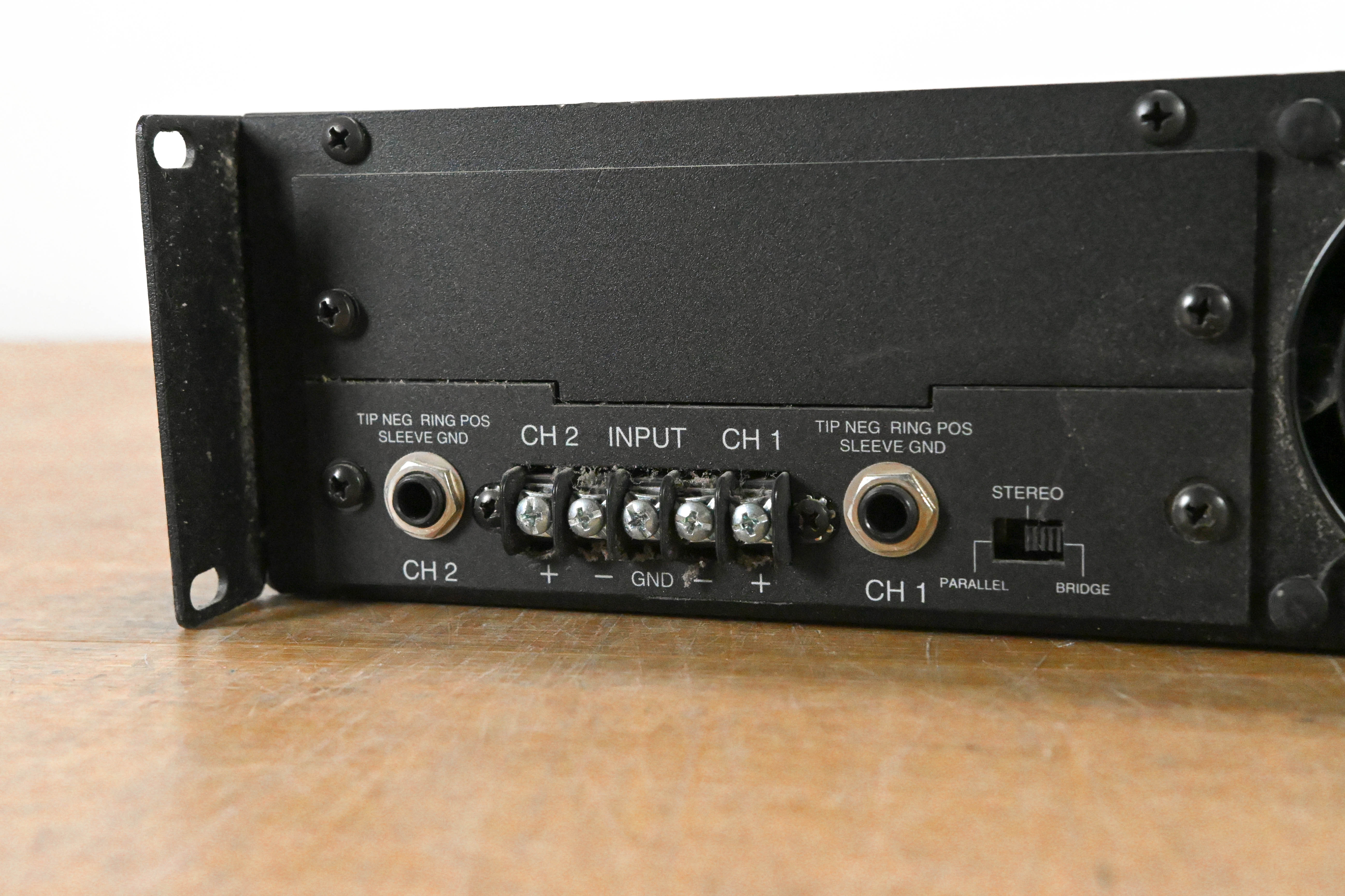 QSC MX 1500a 2-Channel Power Amplifier