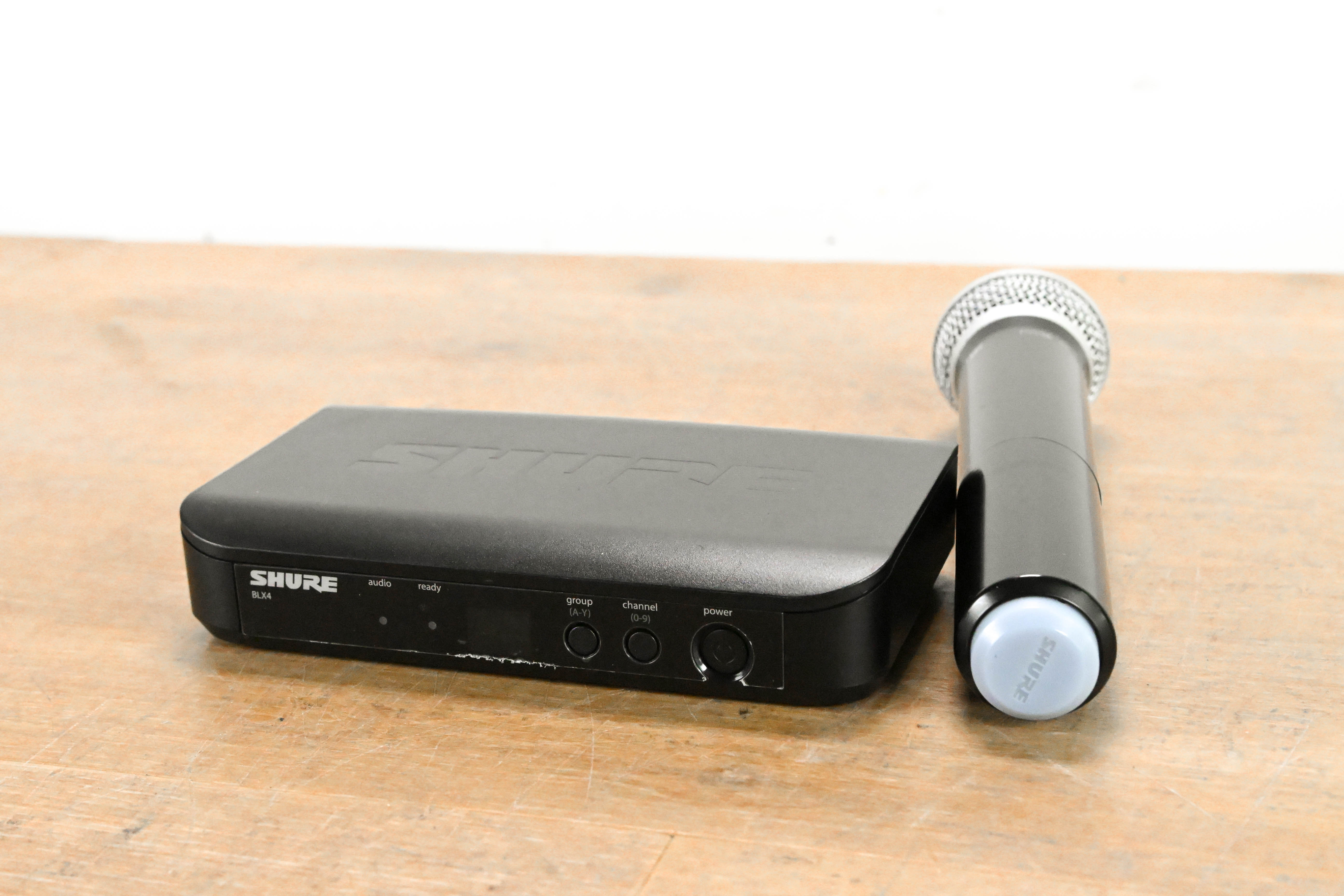 Shure BLX24/PG58 Handheld Wireless System - J10 Band (NO POWER SUPPLY)