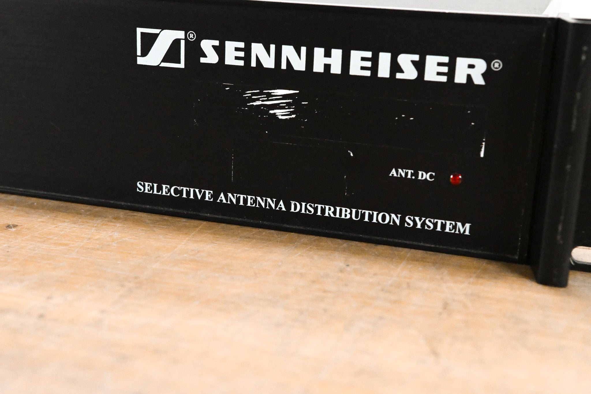 Sennheiser SAS108 Selective Antenna Distribution System 506-530 MHz