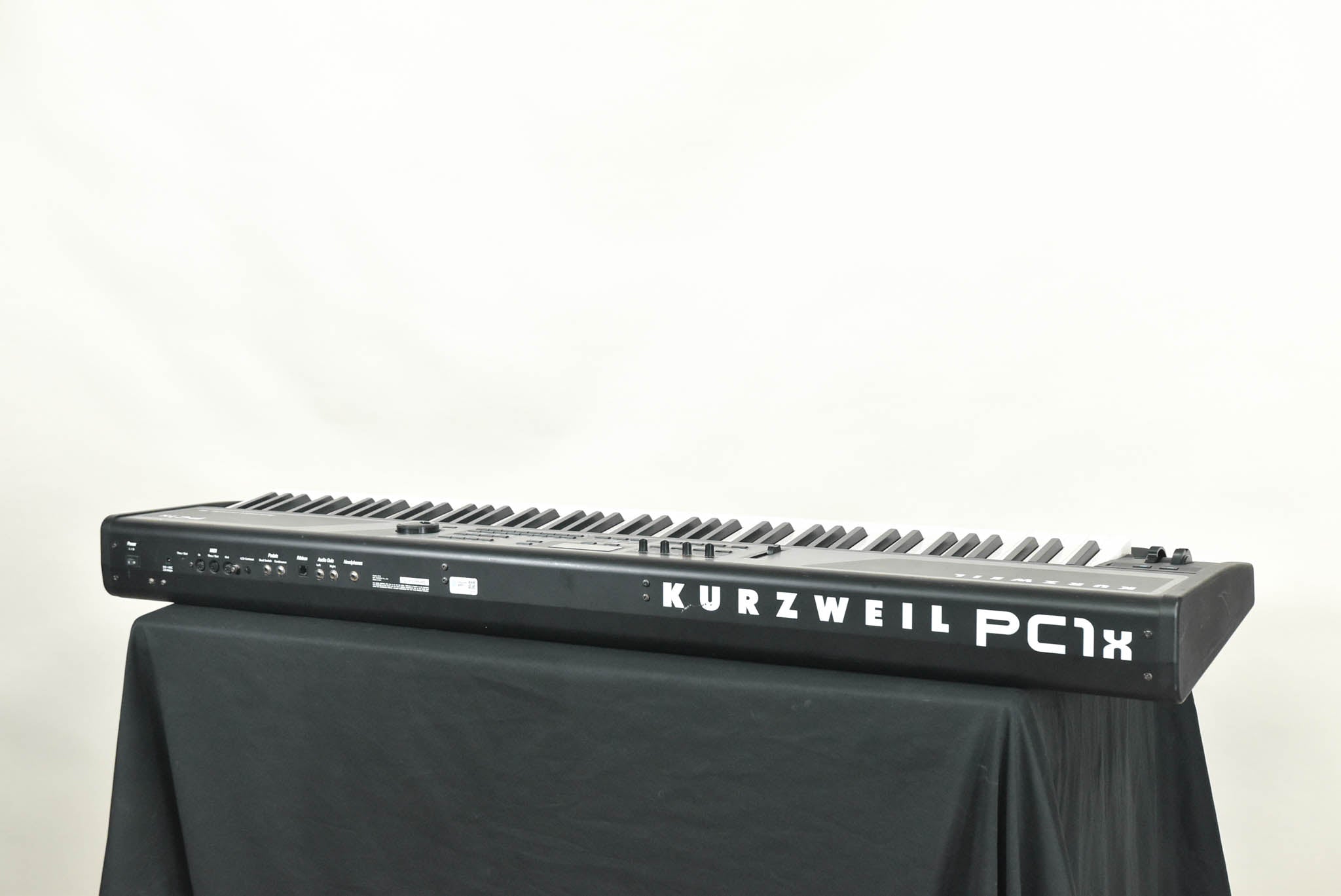 Kurzweil PC1X 88-Note Weighted Keyboard Synthesizer (NO POWER SUPPLY)